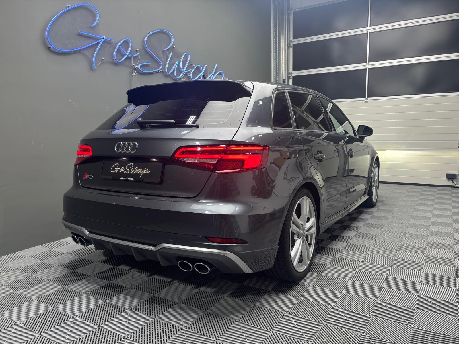 AUDI S3 Sportback 2.0 TFSI quattro S-tronic-showroom-element-3