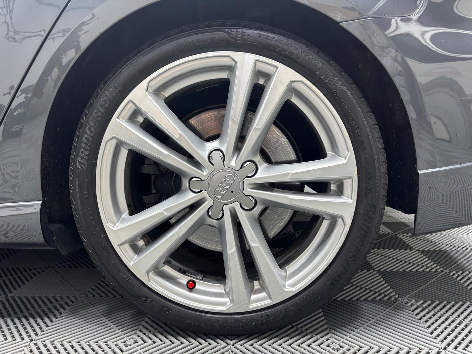 AUDI S3 Sportback 2.0 TFSI quattro S-tronic-image-27