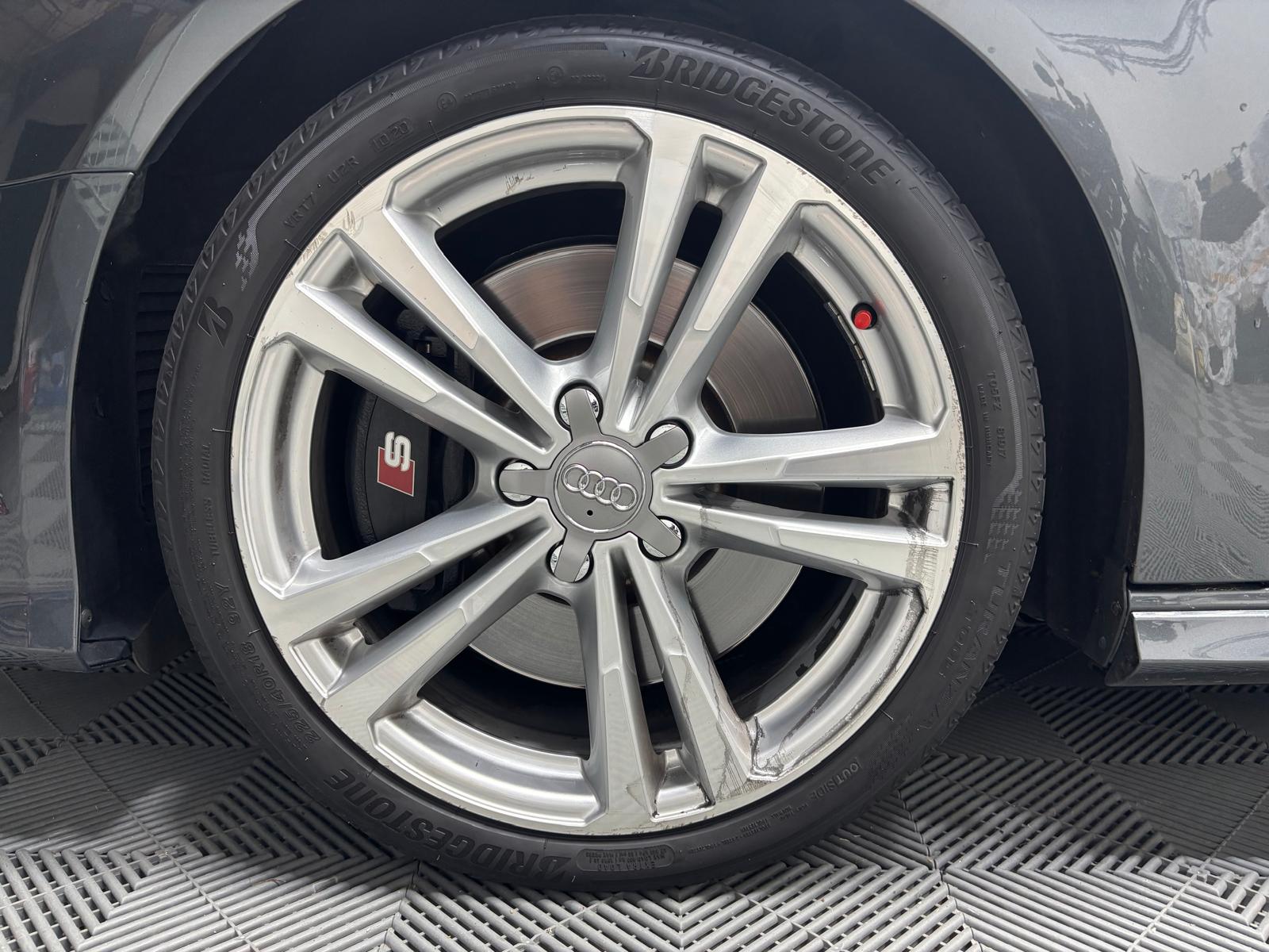AUDI S3 Sportback 2.0 TFSI quattro S-tronic-image-28