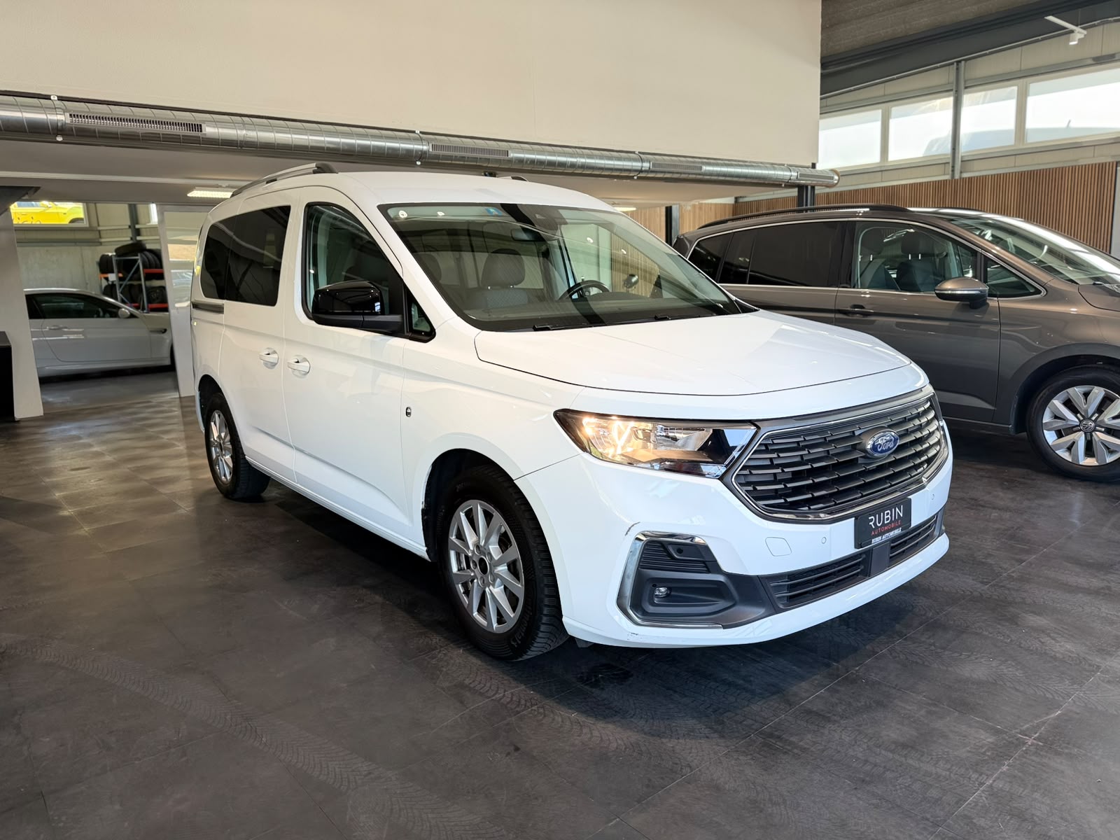 FORD Tourneo Connect 2.0 EcoBlue Titanium Automat-image-7