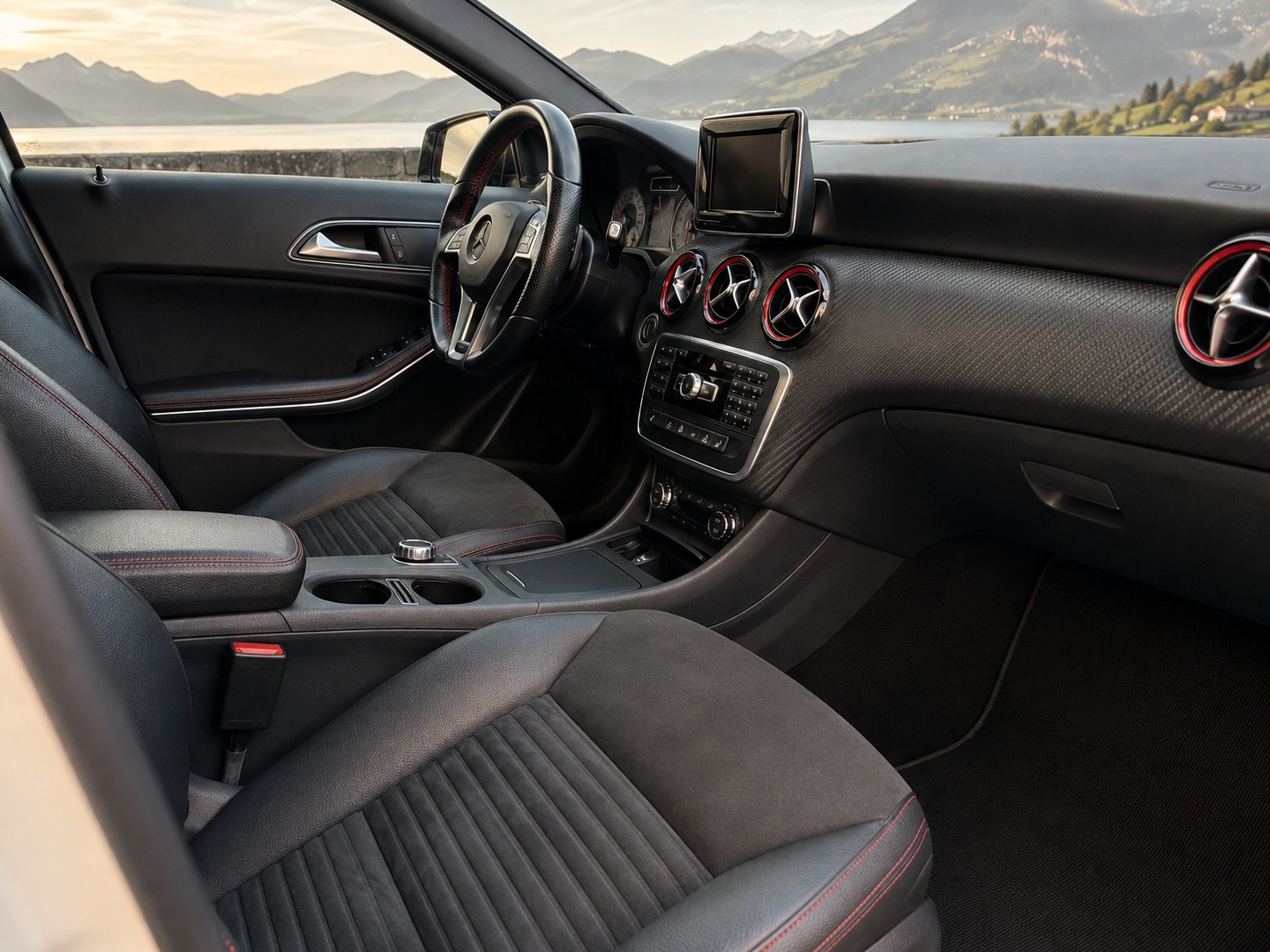 MERCEDES-BENZ A 250 Sport-image-4