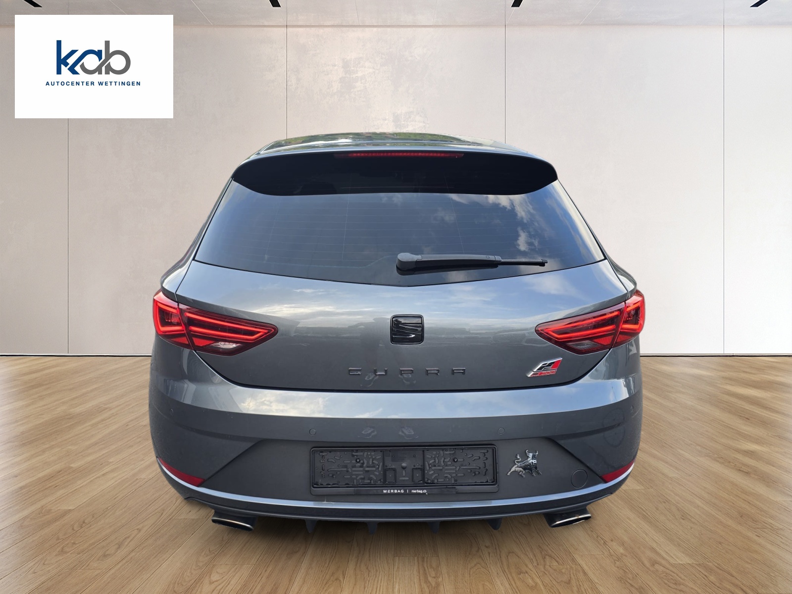 SEAT Leon 2.0 TSI Cupra 300 DSG-image-4