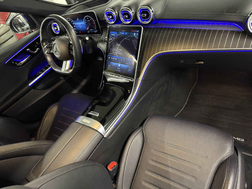 MERCEDES-BENZ C 220 d AMG Line 4Matic Swiss Star T-Modell-image-10