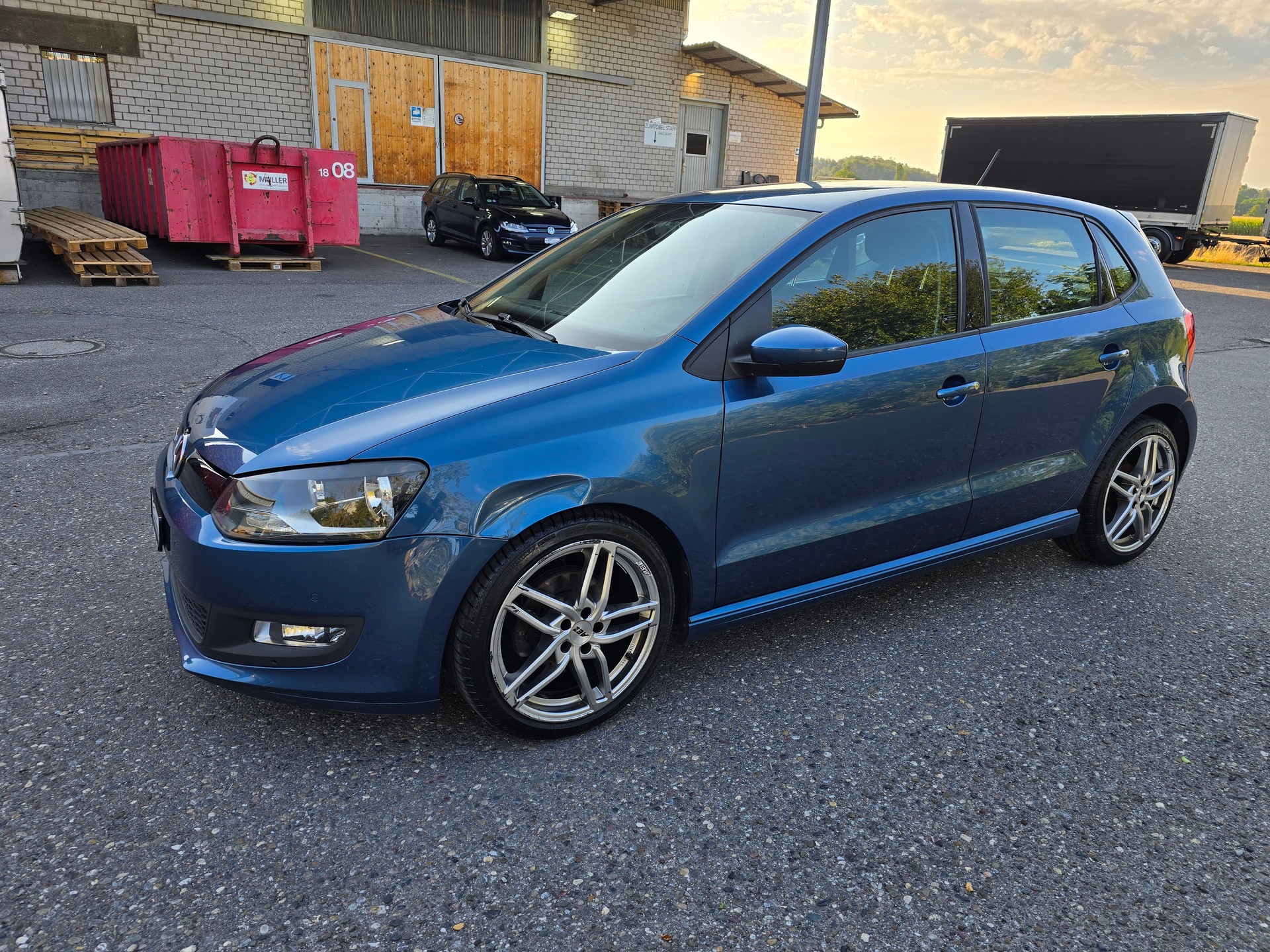 VW Polo 1.4 TDI BlueMotion Trendline-showroom-element-2