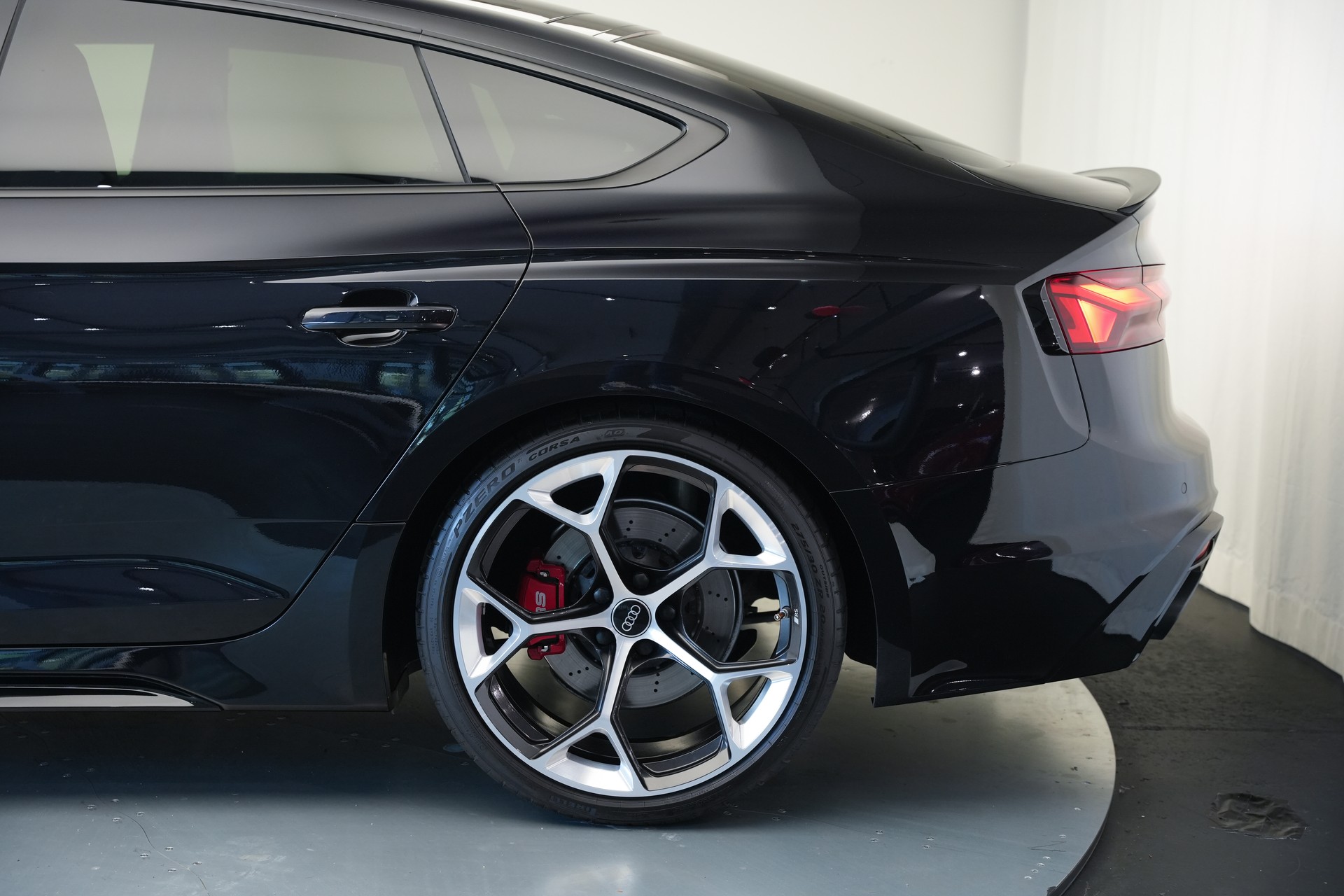 AUDI RS5 Competition Plus Sportback 2.9 TFSI quattro tiptronic *Carbon Schalensitze*-image-42