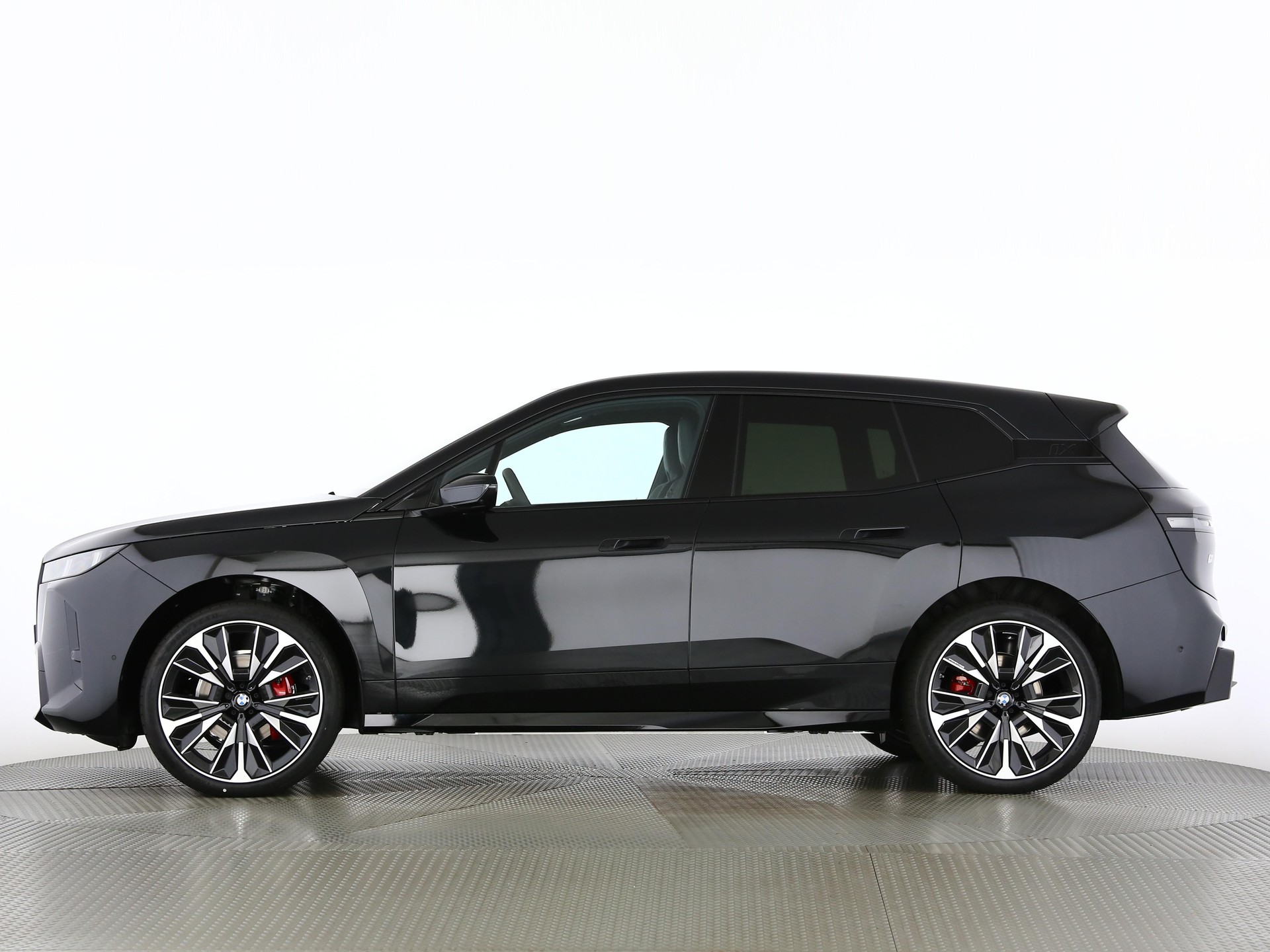 BMW iX xDrive60-showroom-element-2