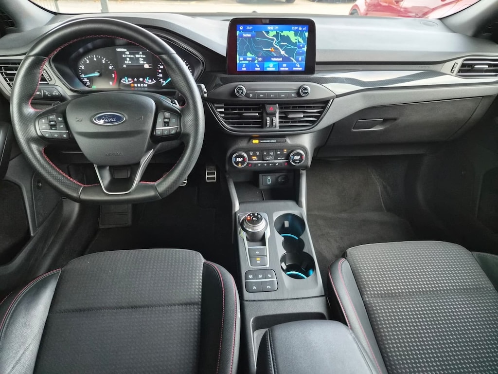 FORD Focus 1.0 SCTi ST Line X Automatic-image-10