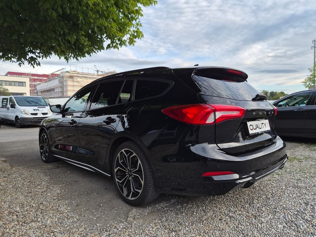 FORD Focus 1.0 SCTi ST Line X Automatic-image-3