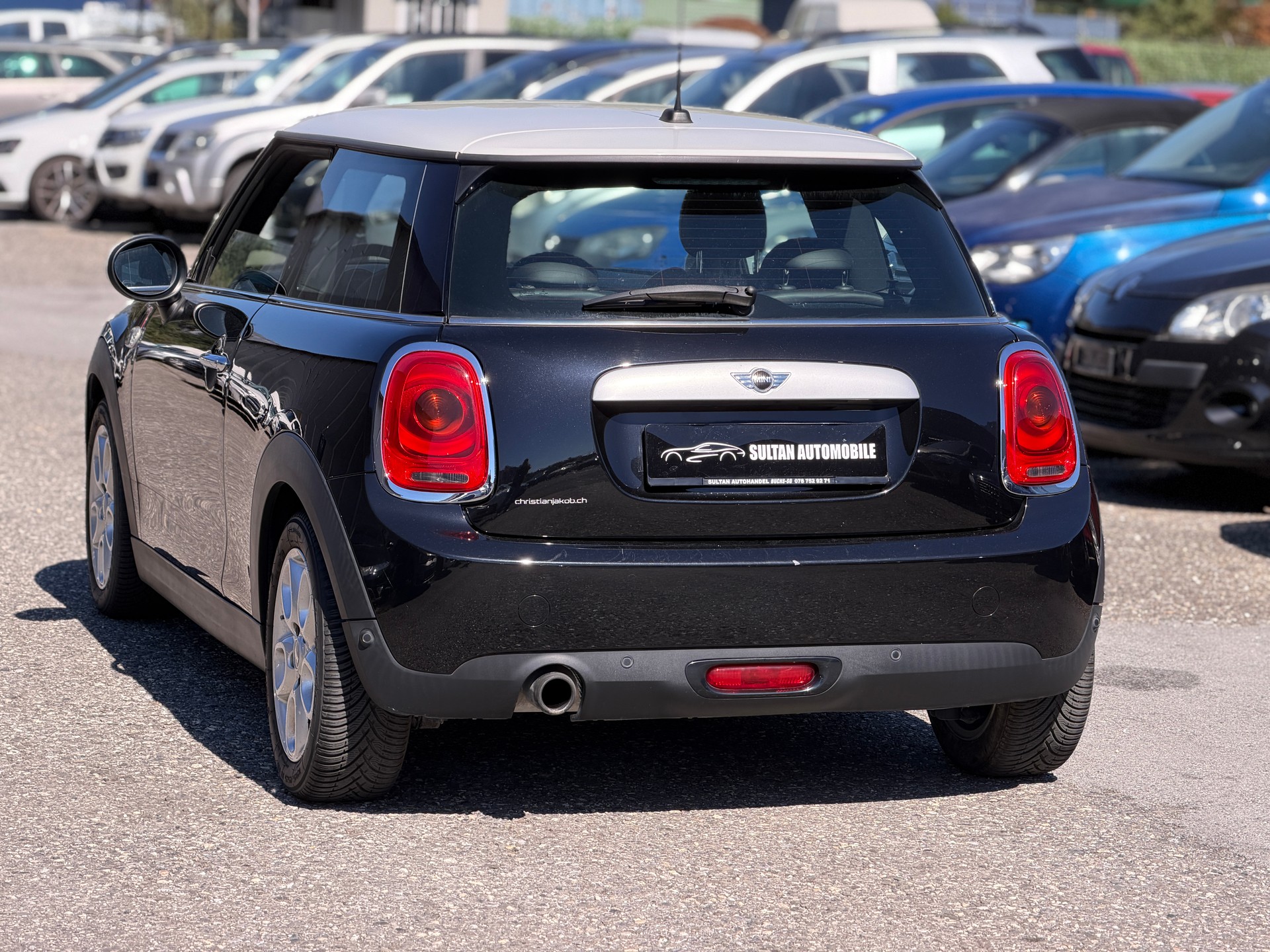 MINI Cooper-image-3