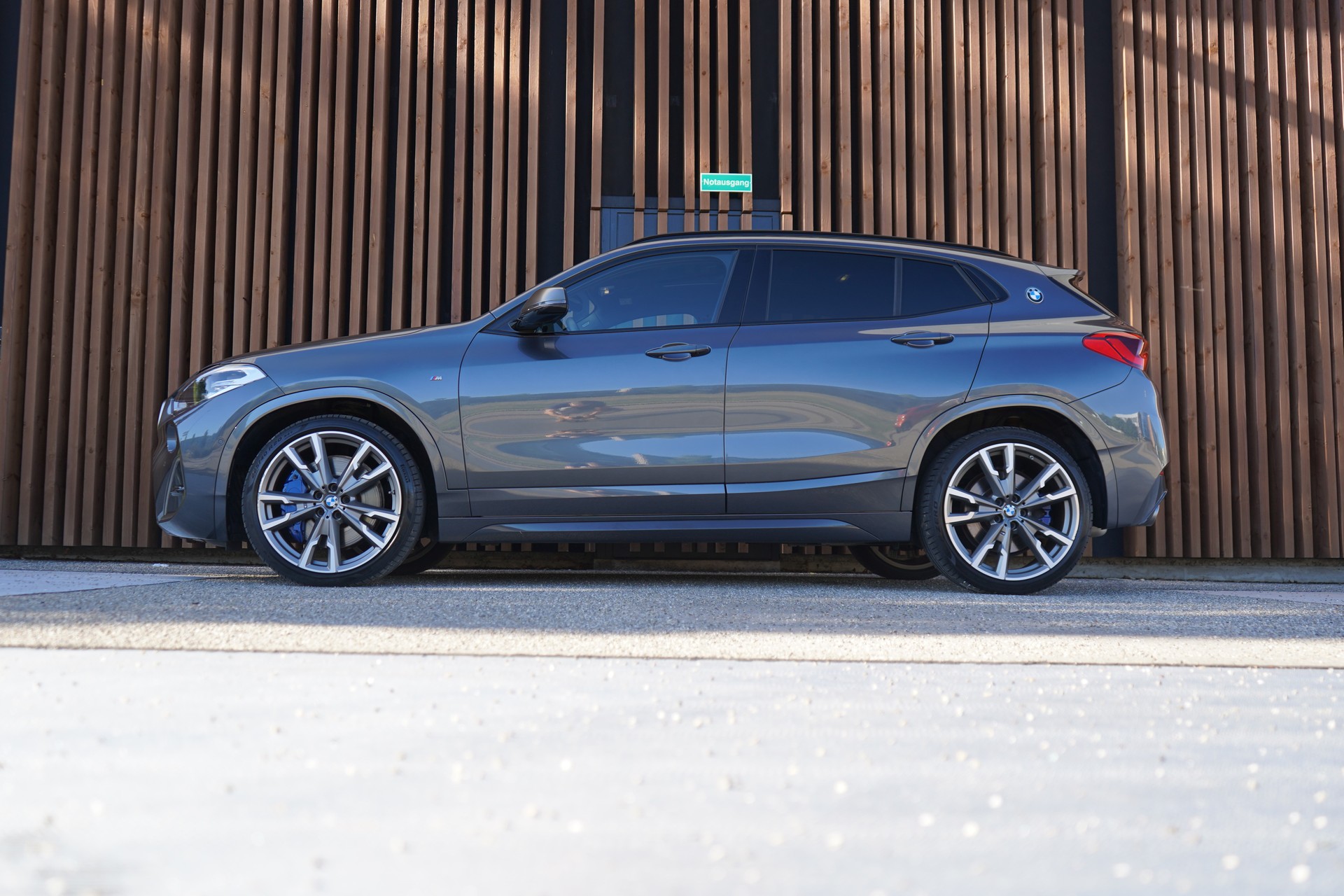 BMW X2 M35i STEPTRONIC l 306 PS-showroom-element-1