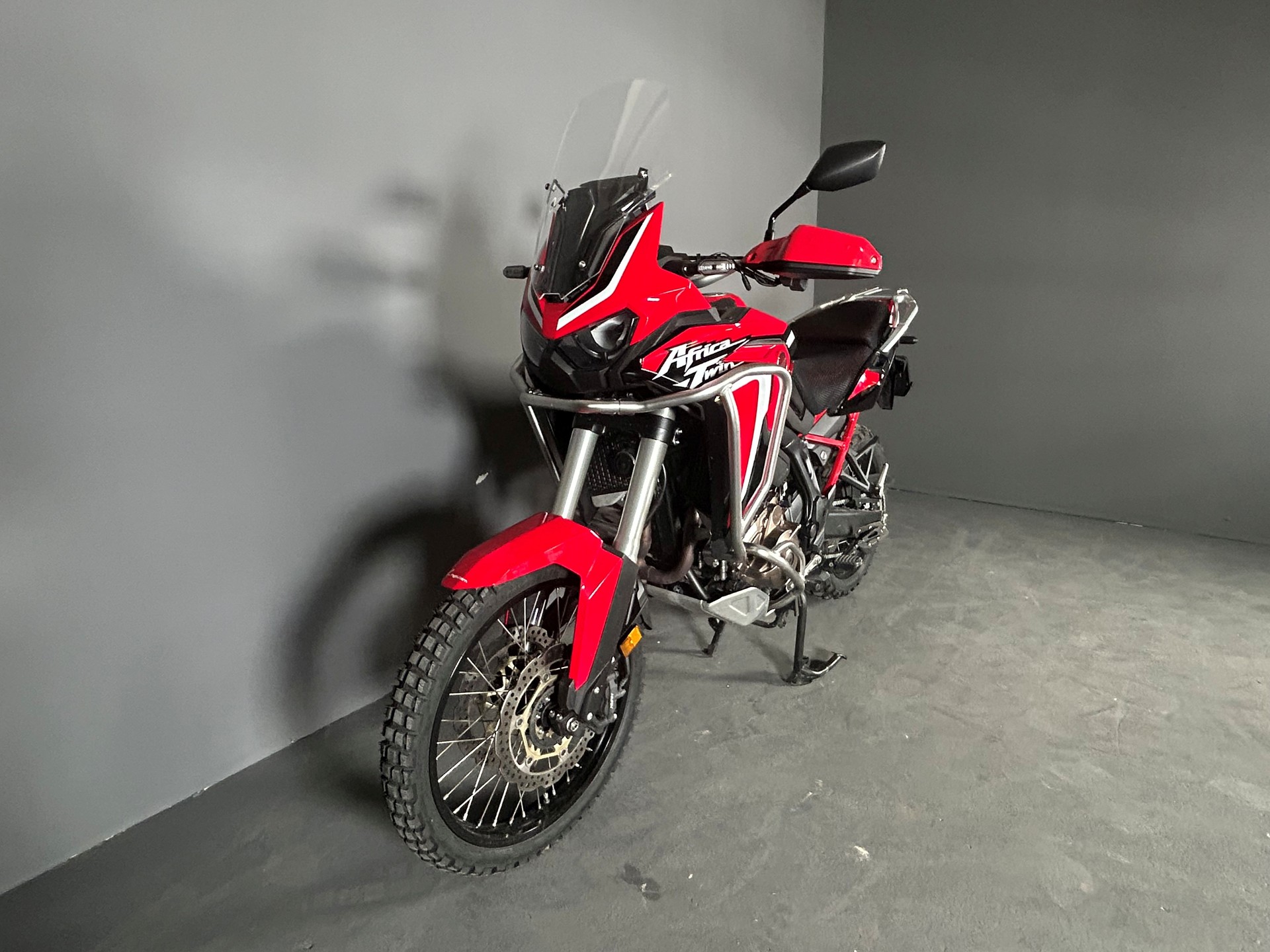 HONDA CRF 1100 Africa Twin-image-3