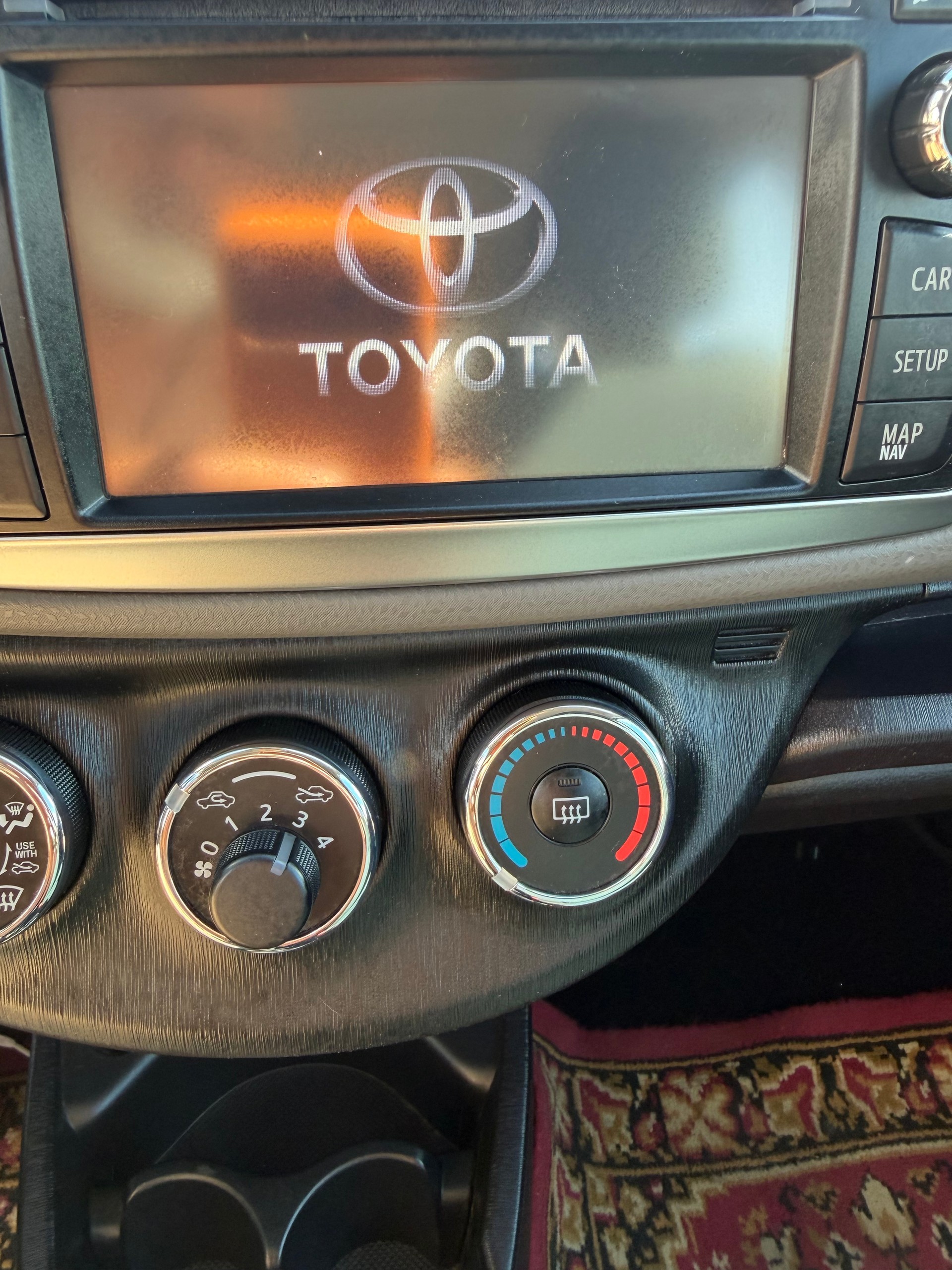 TOYOTA Yaris 1.33 Sol Multidrive-image-21