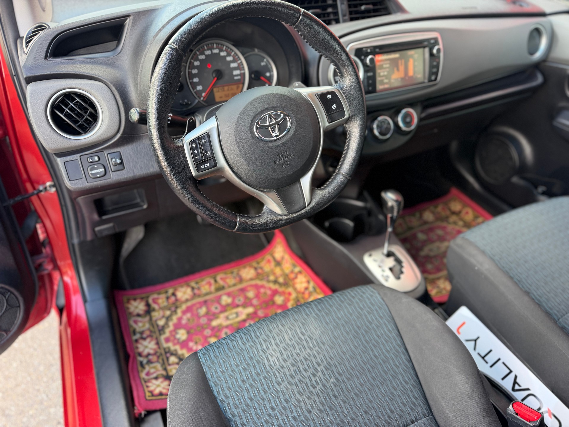 TOYOTA Yaris 1.33 Sol Multidrive-image-16