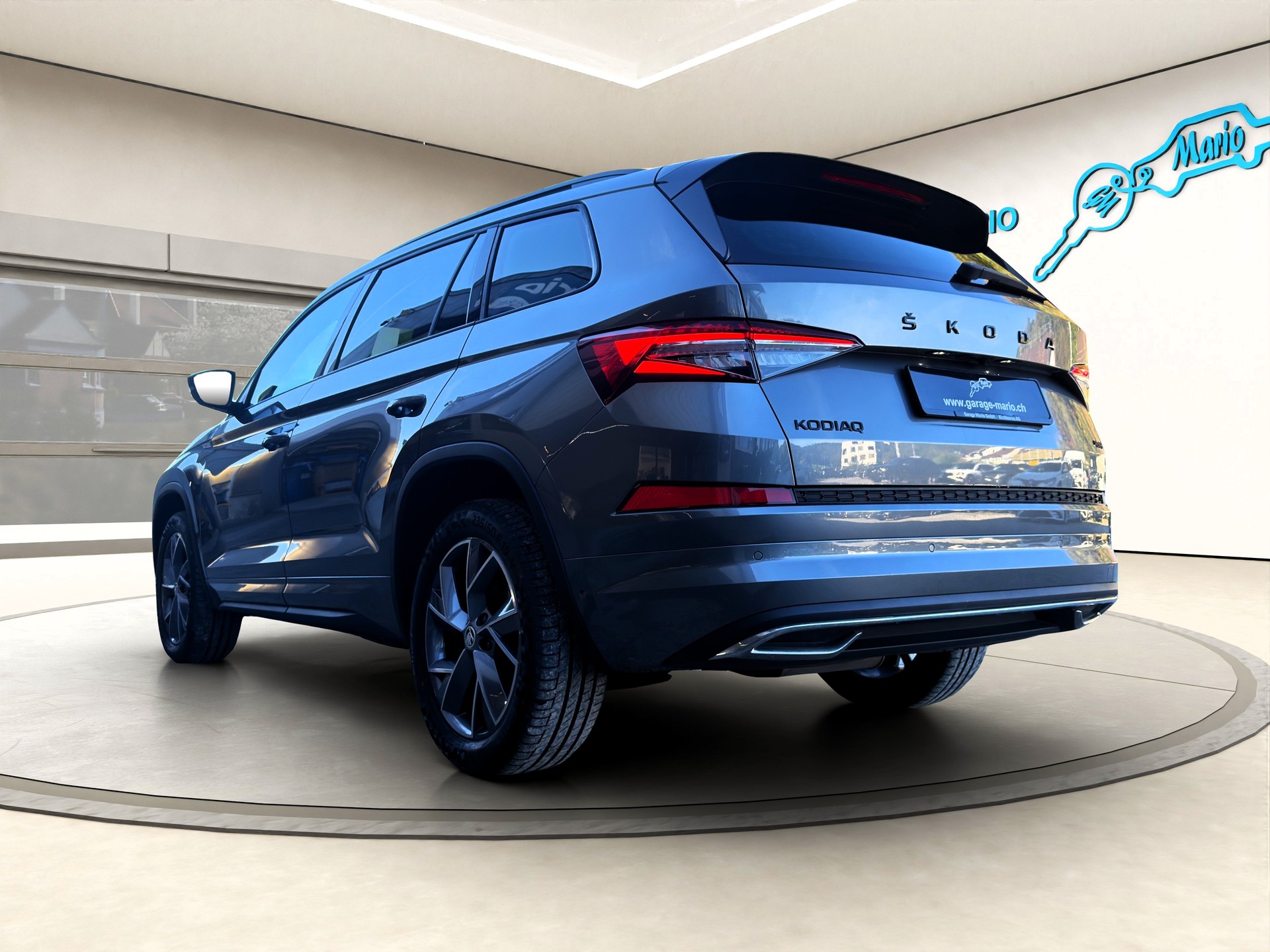 SKODA Kodiaq 2.0 TDI CR DSG❗SportLine 4x4❗✅CH-Fahrzeug & 8-fach bereift auf Alu✅-image-6