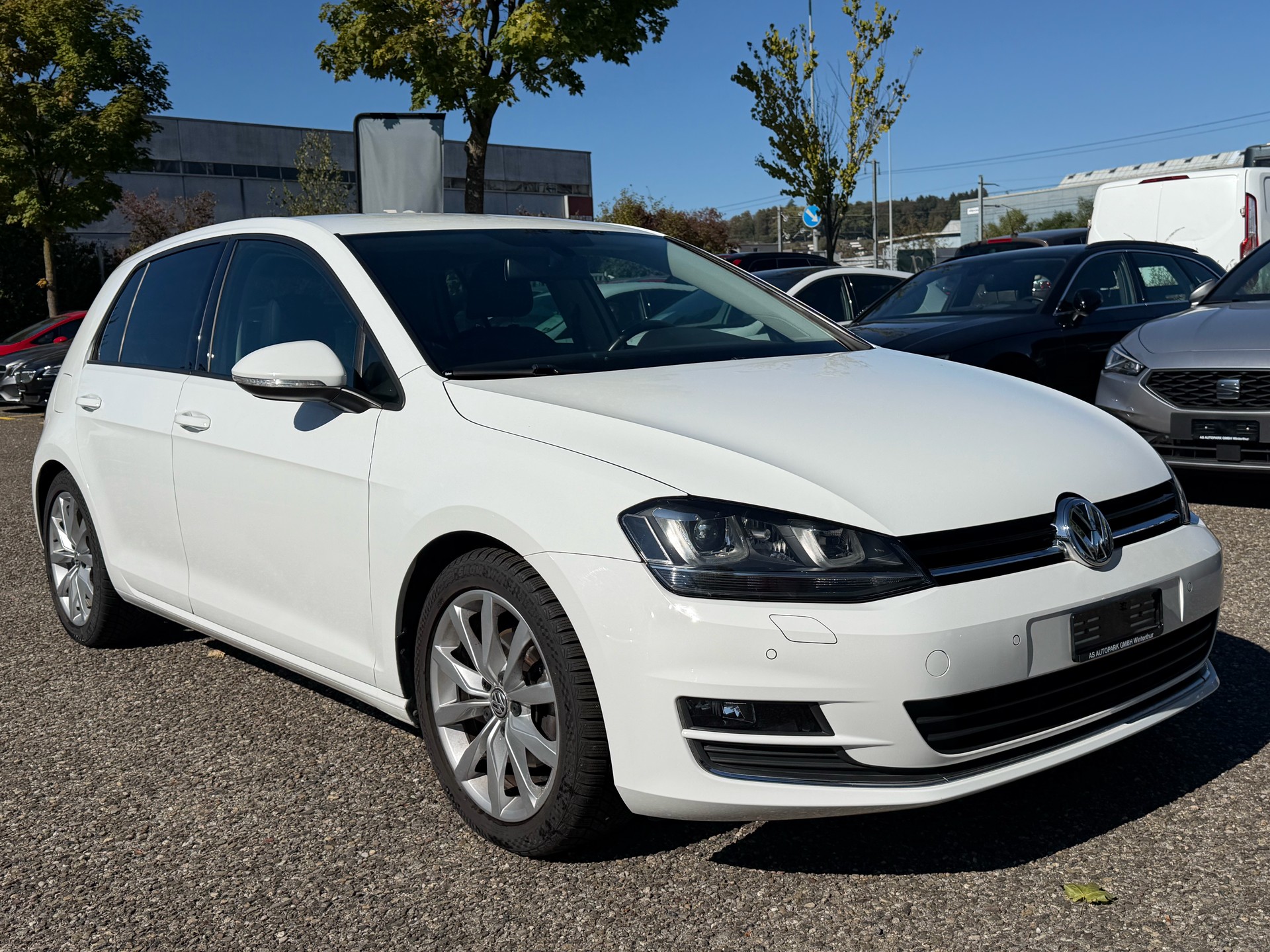VW Golf 1.4 TSI Highline DSG-showroom-element-2