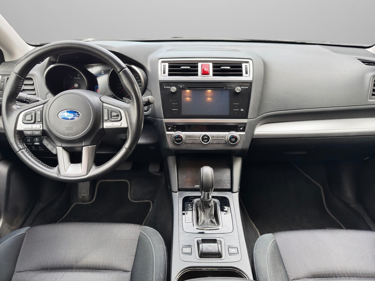 SUBARU Outback 2.0D Swiss AWD Lineartronic *Rückfahrtkamera + Sitzheizung*-image-8