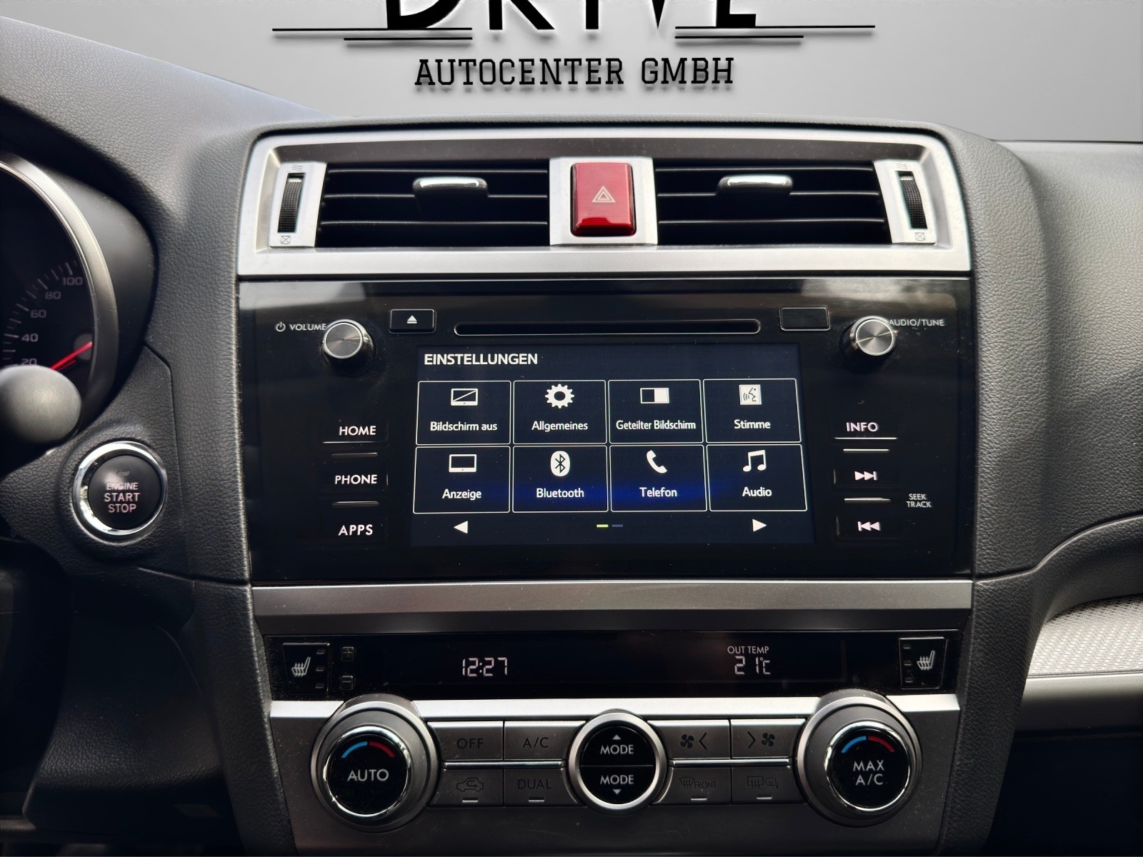 SUBARU Outback 2.0D Swiss AWD Lineartronic *Rückfahrtkamera + Sitzheizung*-image-13