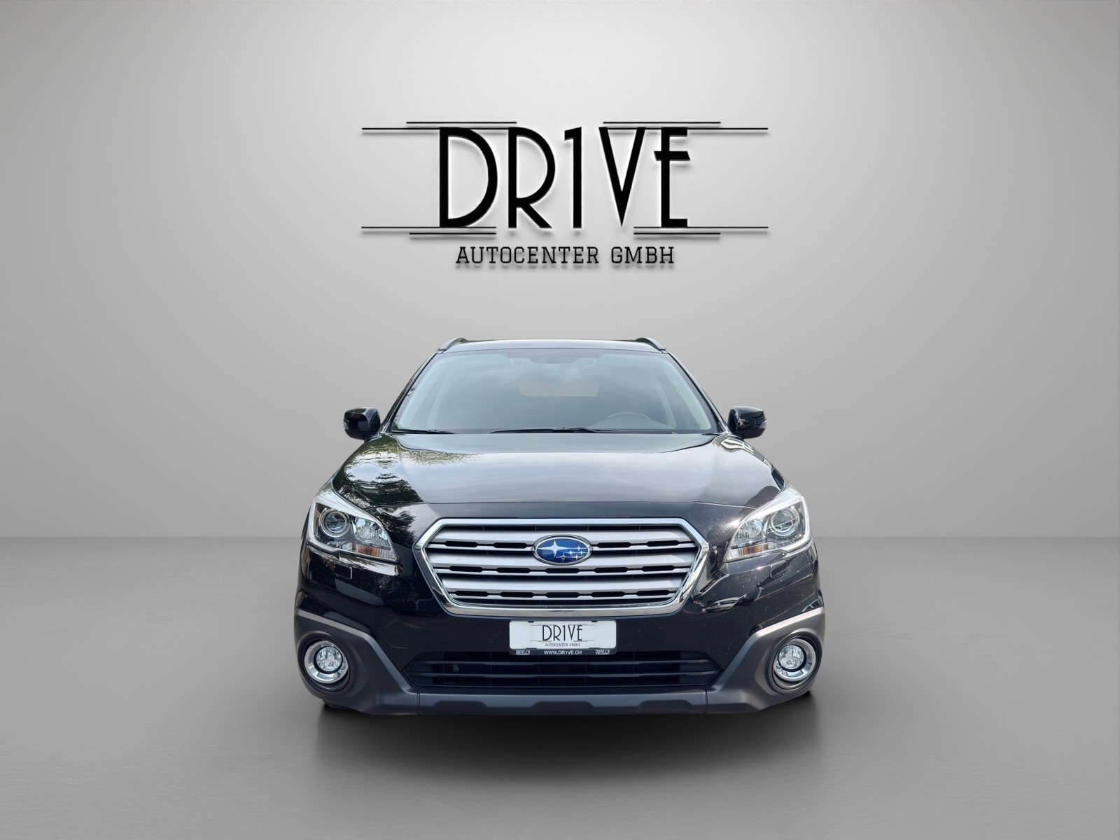 SUBARU Outback 2.0D Swiss AWD Lineartronic *Rückfahrtkamera + Sitzheizung*-showroom-element-1