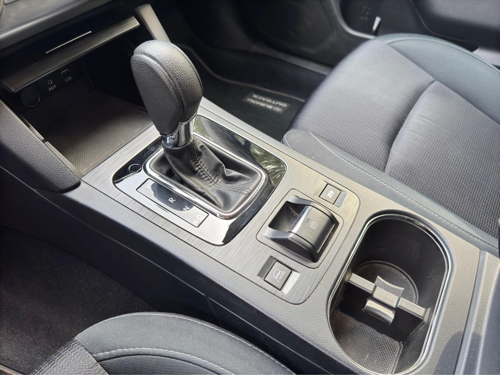 SUBARU Outback 2.0D Swiss AWD Lineartronic *Rückfahrtkamera + Sitzheizung*-image-17