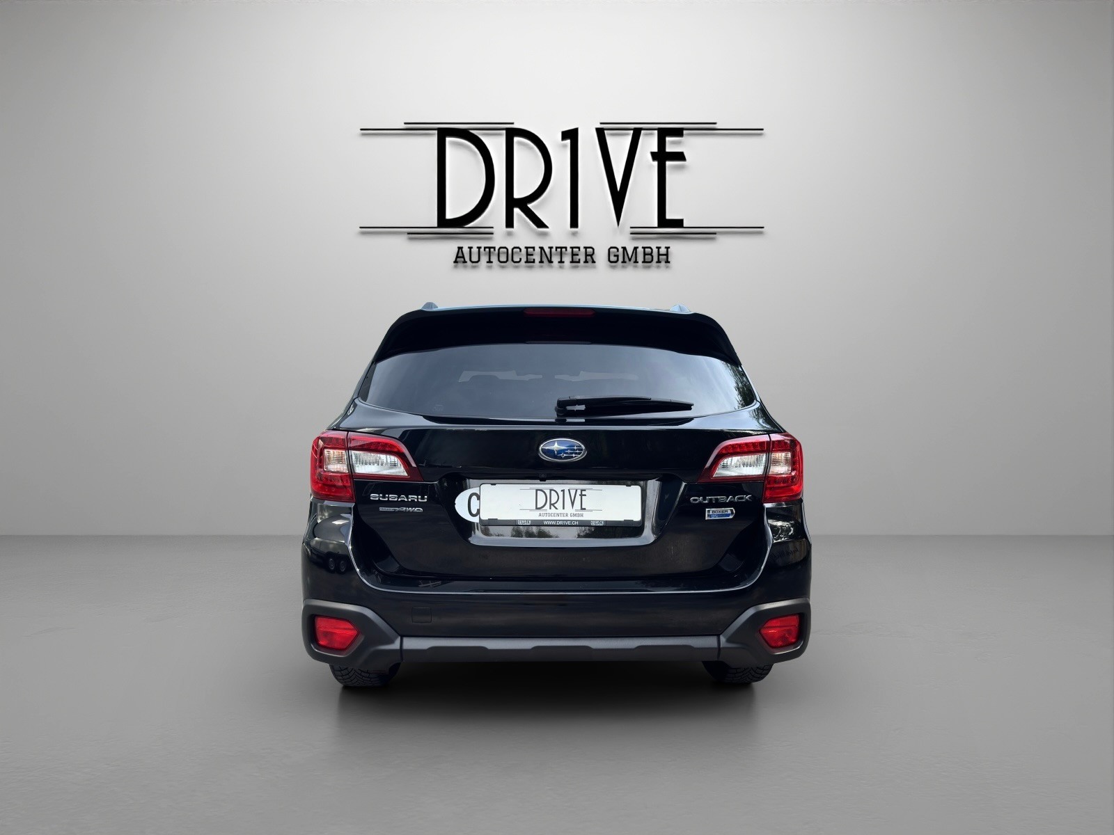 SUBARU Outback 2.0D Swiss AWD Lineartronic *Rückfahrtkamera + Sitzheizung*-image-5