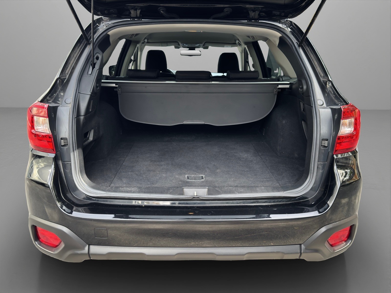 SUBARU Outback 2.0D Swiss AWD Lineartronic *Rückfahrtkamera + Sitzheizung*-image-11