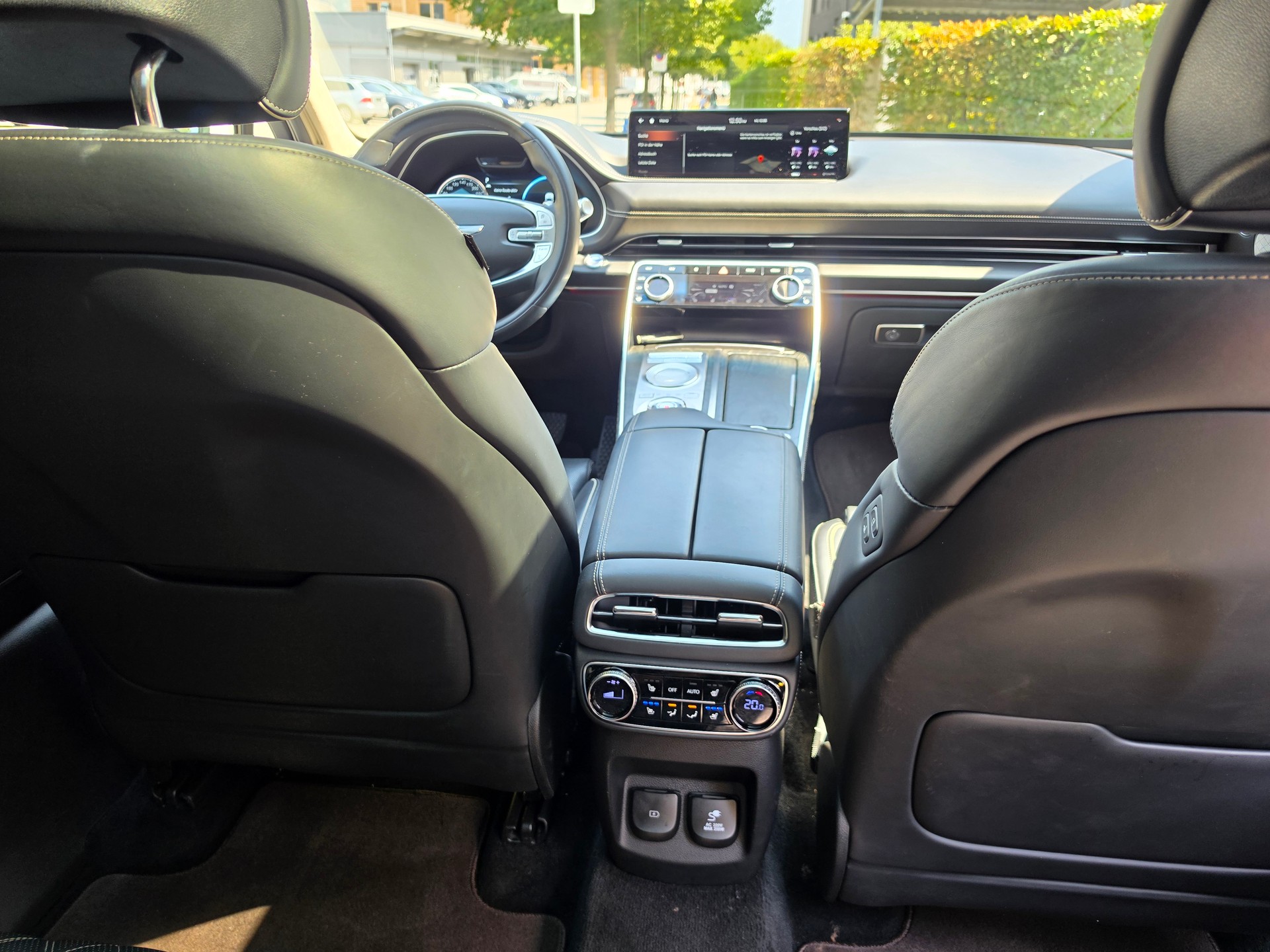GENESIS GV80 3.0 CRDI Premium AT8 AWD-image-12