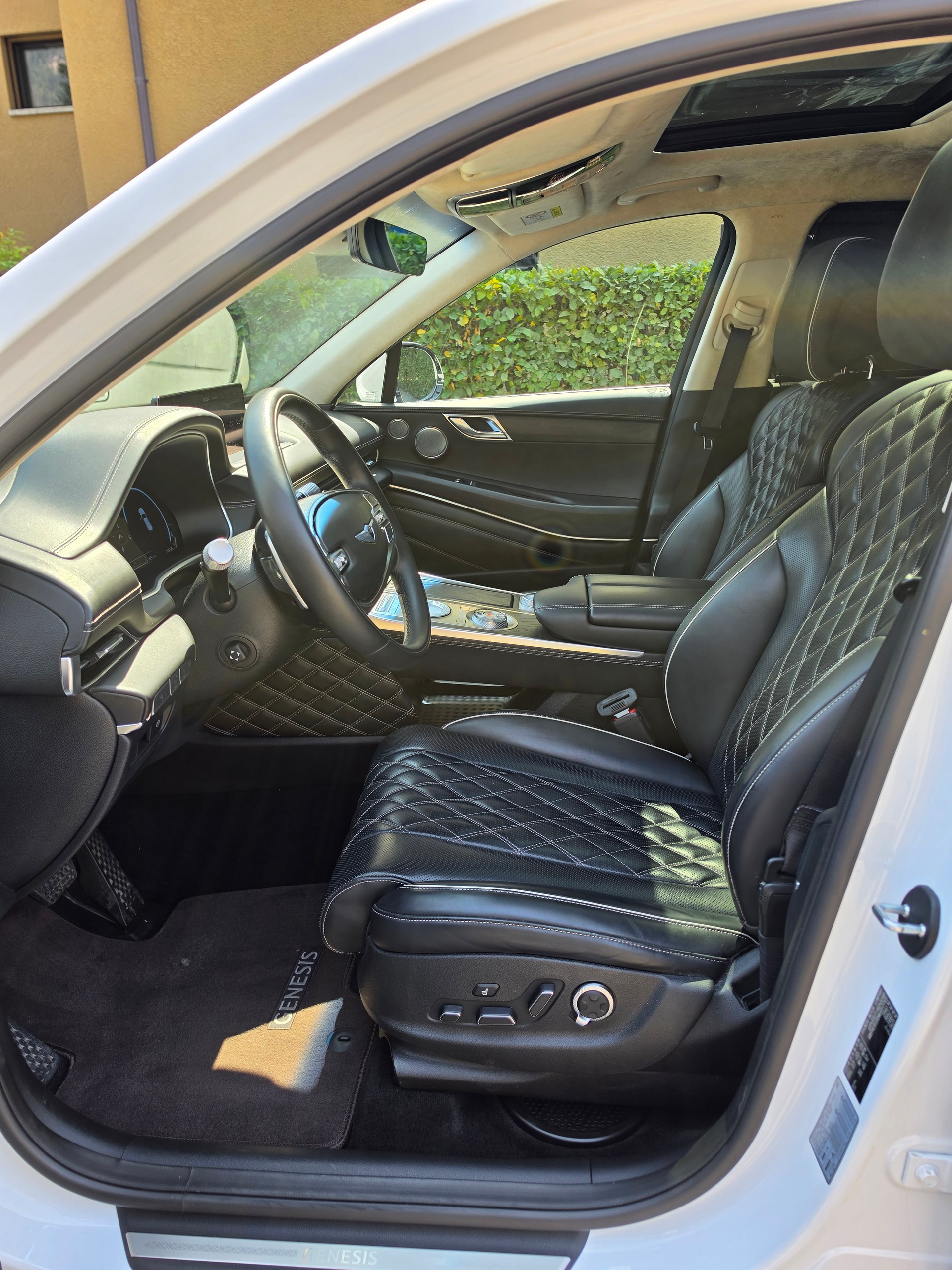 GENESIS GV80 3.0 CRDI Premium AT8 AWD-image-8