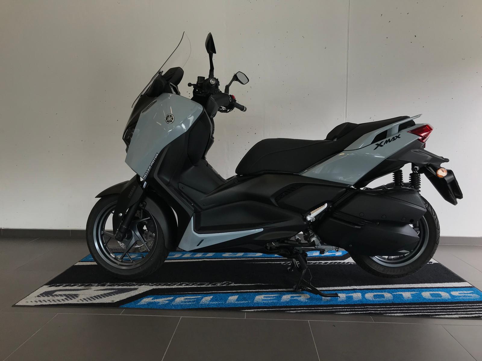 YAMAHA X-Max 300 Tech Max +-image-1