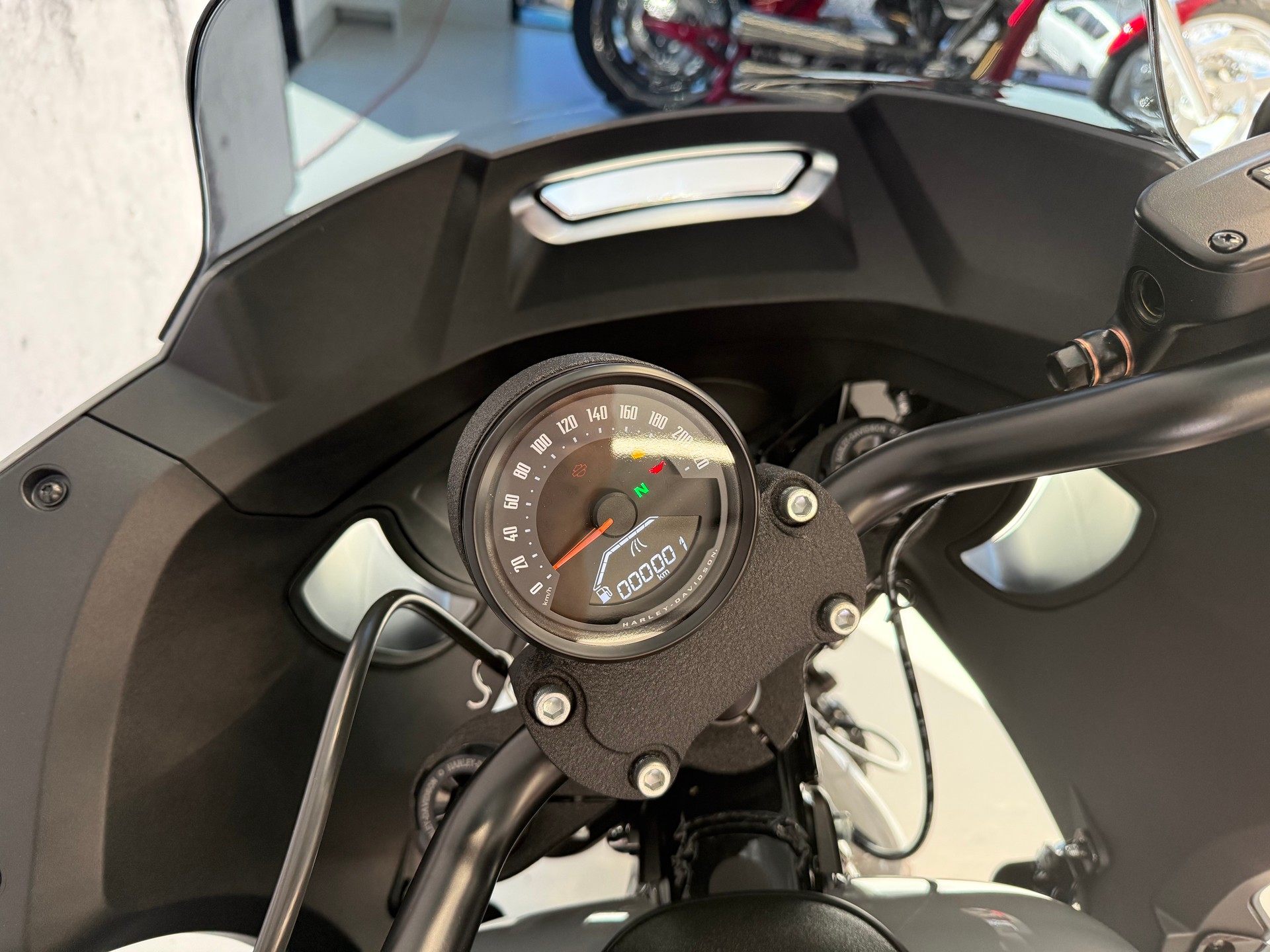 HARLEY-DAVIDSON FXLRST Low Rider ST 117ci-image-3