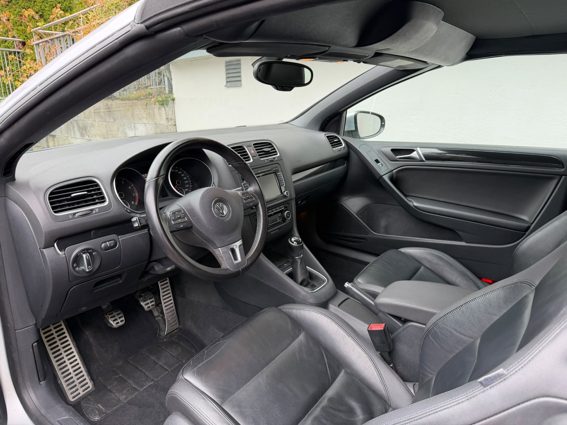 VW Golf Cabriolet DESIGN 1.4 TSI *** IM TOPZUSTAND MIT NEUER STEUERKETTE UND 4 WINTERRÄDER!! ***-image-7