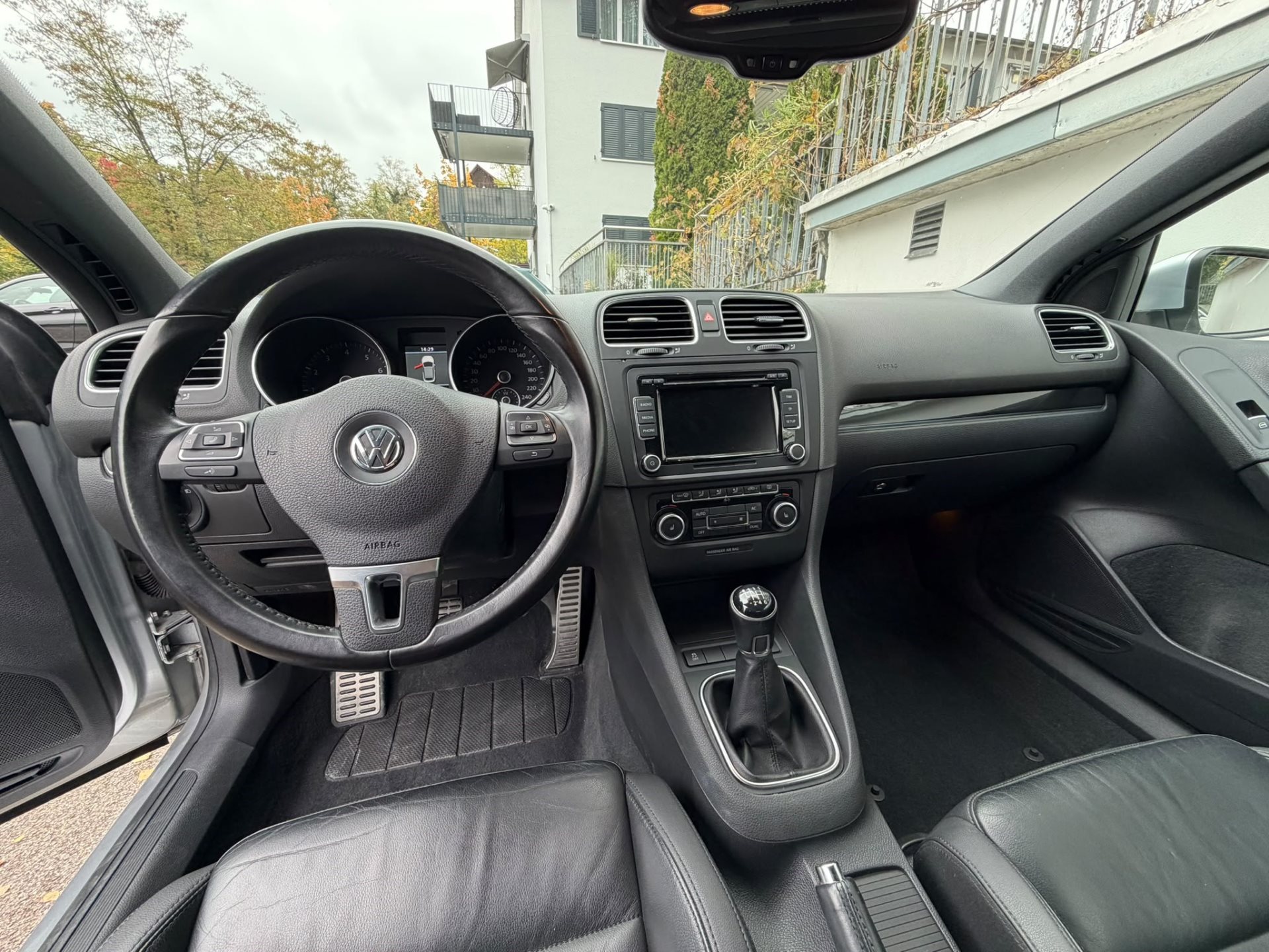 VW Golf Cabriolet DESIGN 1.4 TSI *** IM TOPZUSTAND MIT NEUER STEUERKETTE UND 4 WINTERRÄDER!! ***-image-8