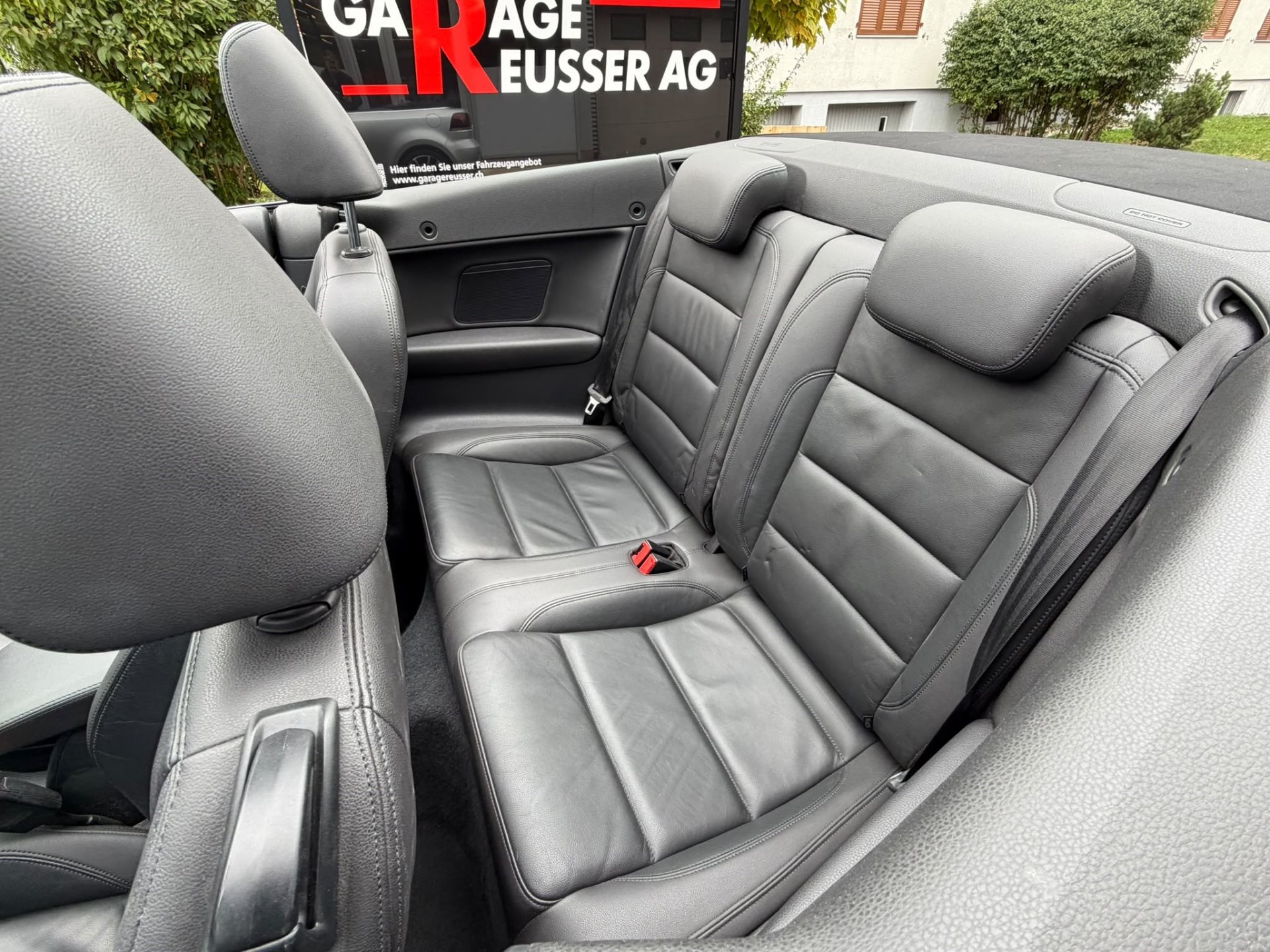 VW Golf Cabriolet DESIGN 1.4 TSI *** IM TOPZUSTAND MIT NEUER STEUERKETTE UND 4 WINTERRÄDER!! ***-image-6