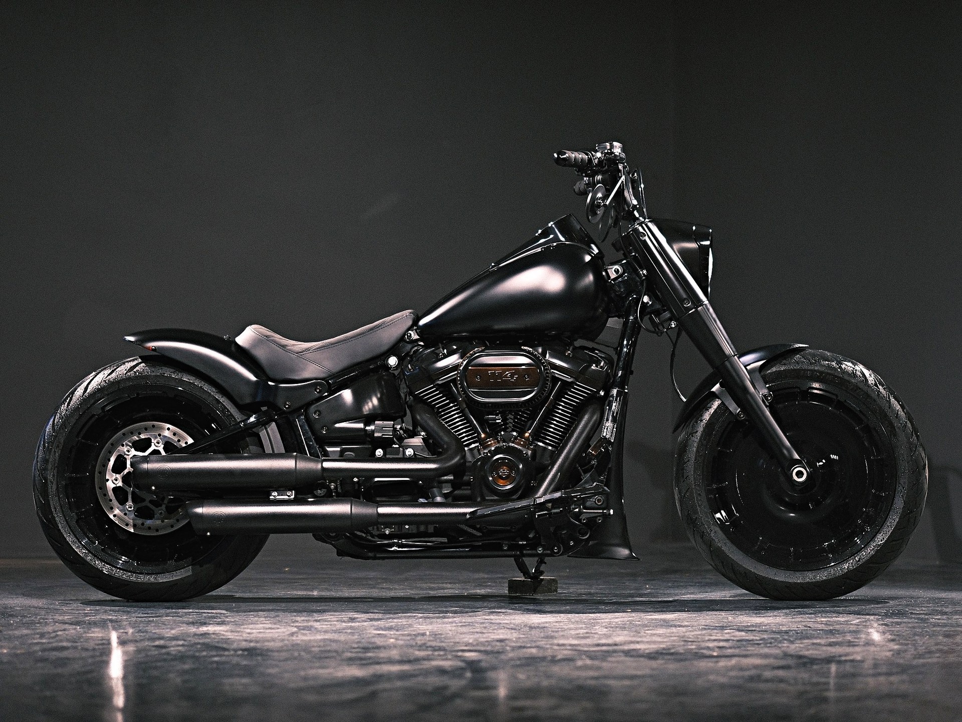 HARLEY-DAVIDSON FLFBS Fat Boy 114 ABS Custom-showroom-element-1