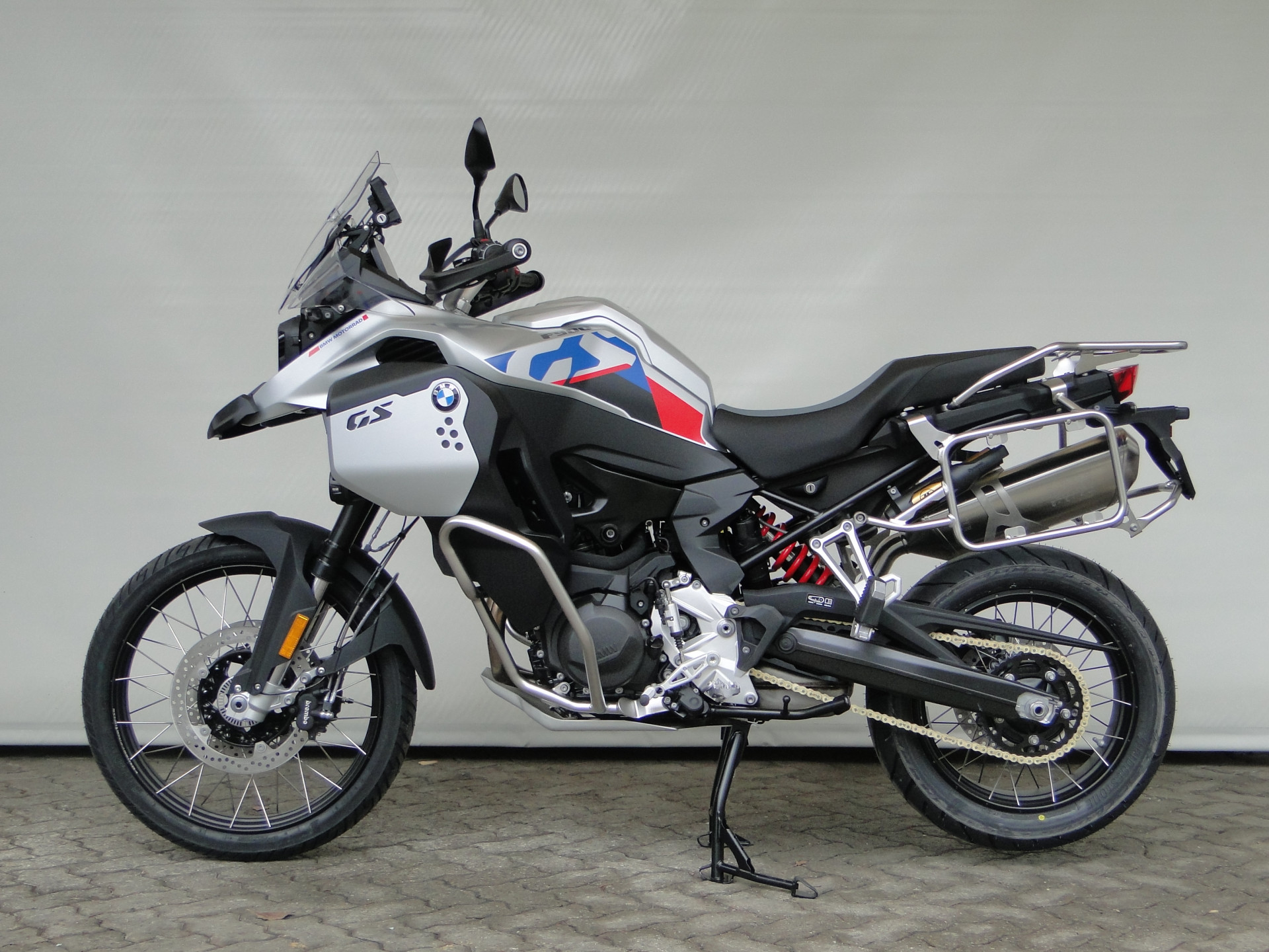 BMW F 900 GS Adventure-image-0