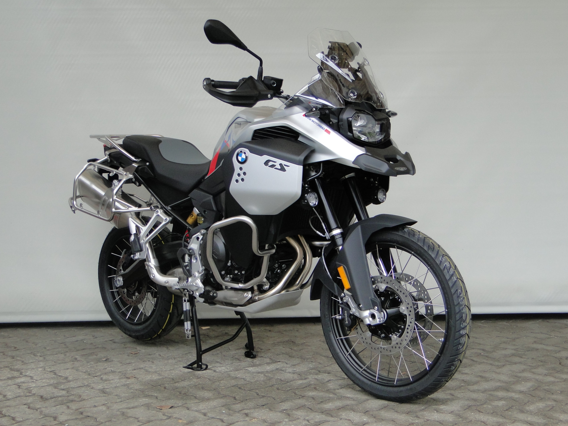BMW F 900 GS Adventure-image-1