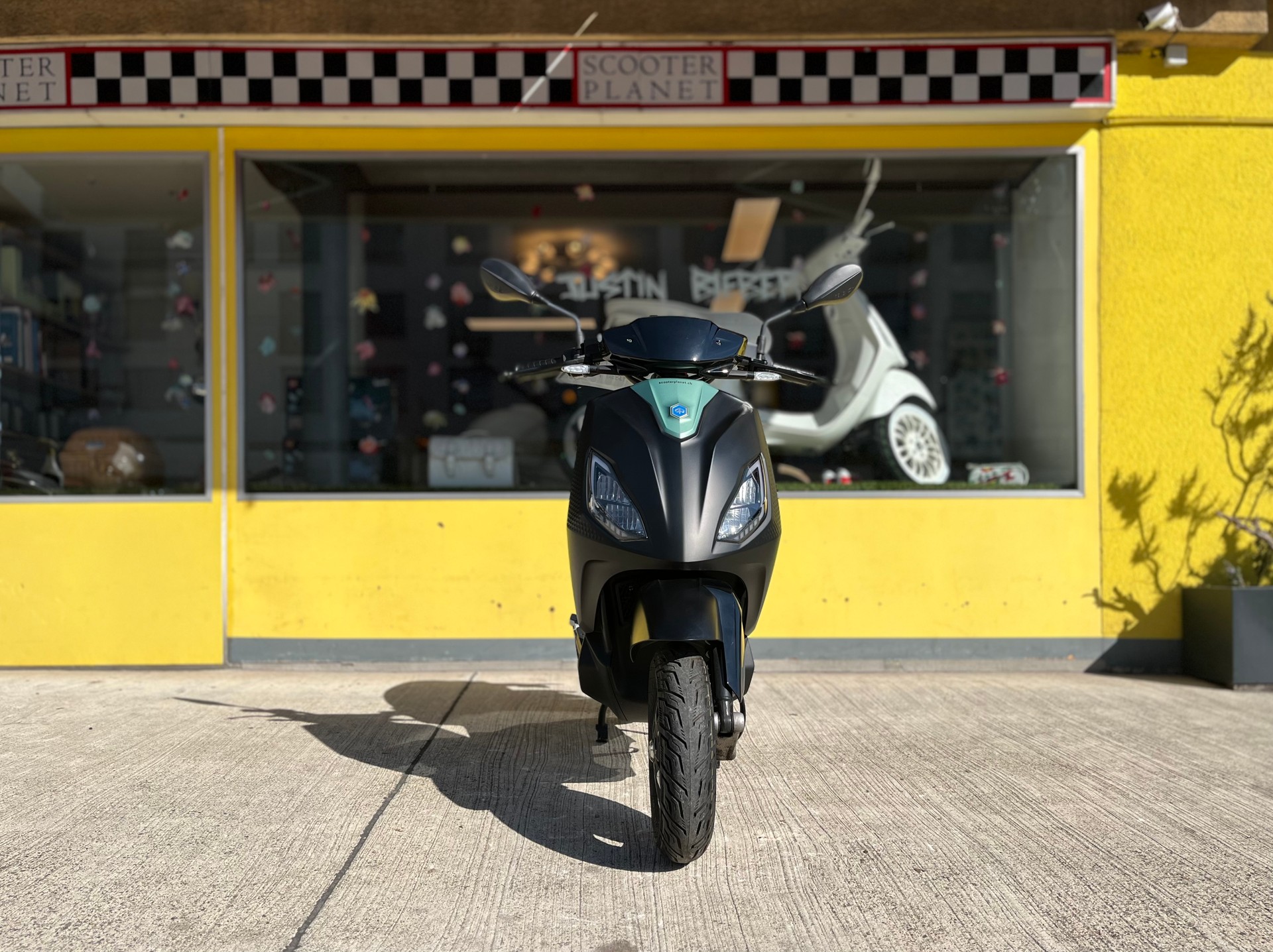 PIAGGIO Piaggio 1 Active 60km/h Full Electric-image-6