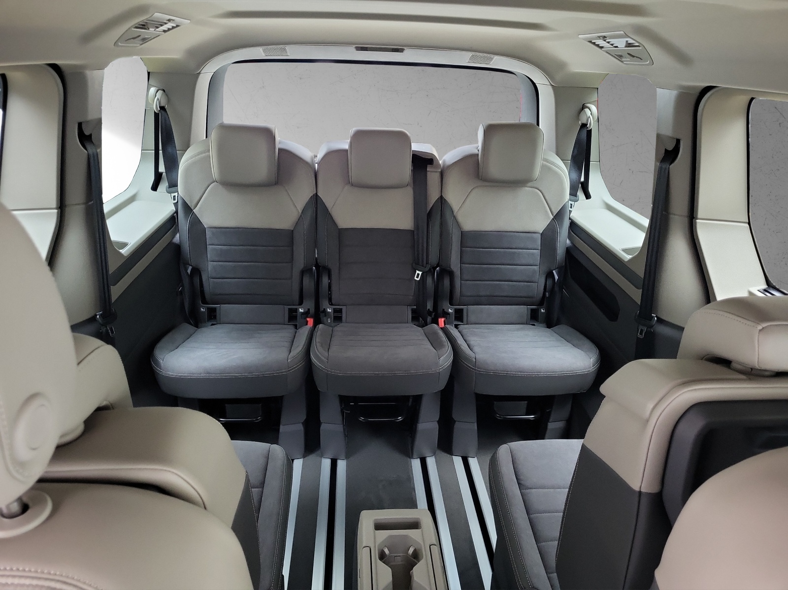 VW Multivan Life Edition 2.0TSI 204PS DSG-image-10