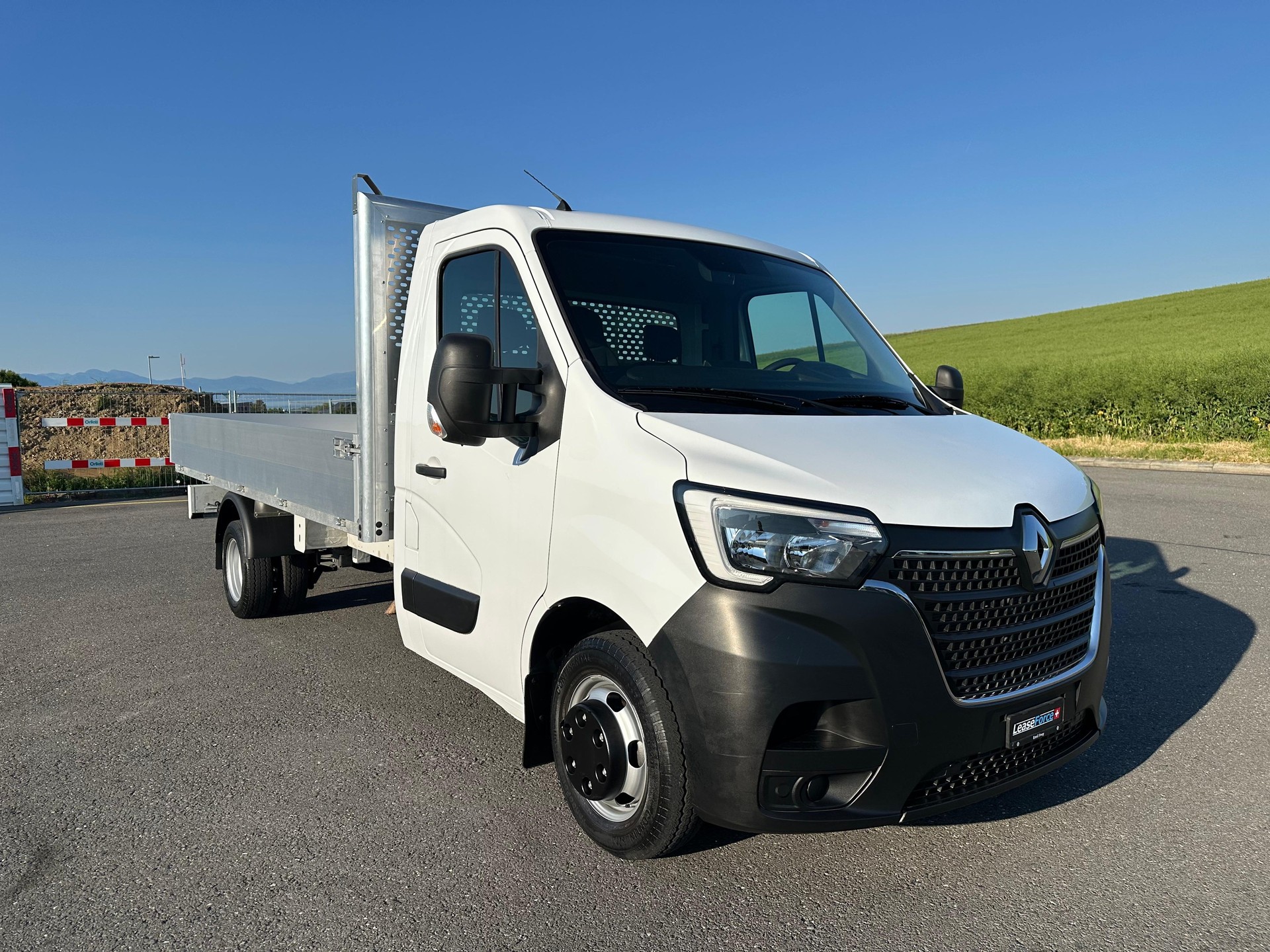 RENAULT T35 dCi165-showroom-element-1