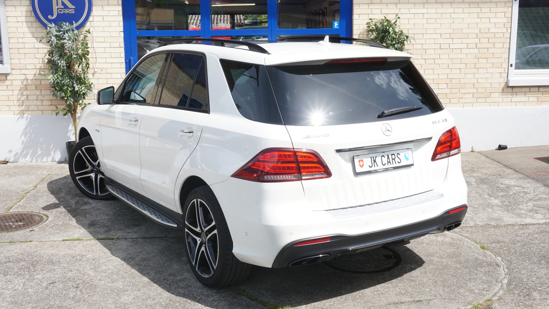 MERCEDES-BENZ GLE 43 AMG-image-8