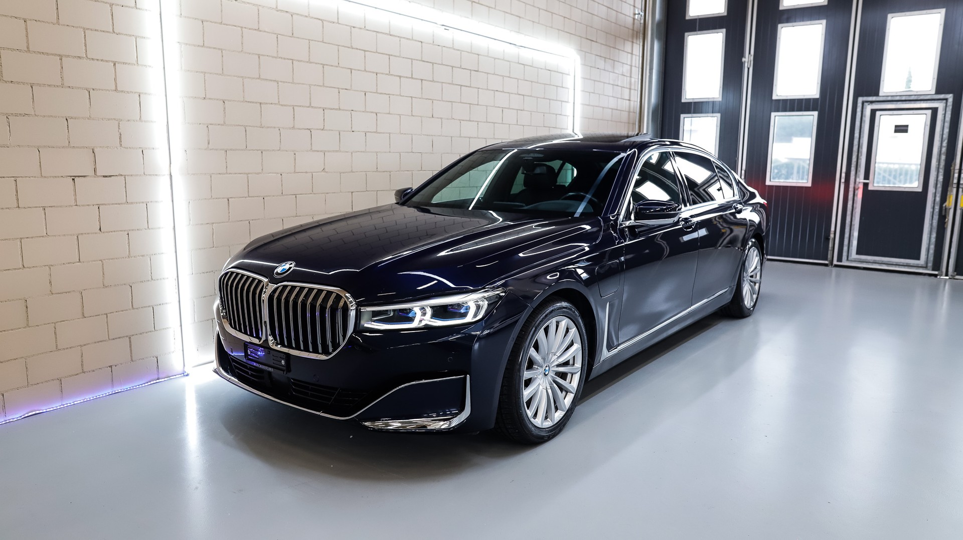BMW 745Le xDrive Steptronic