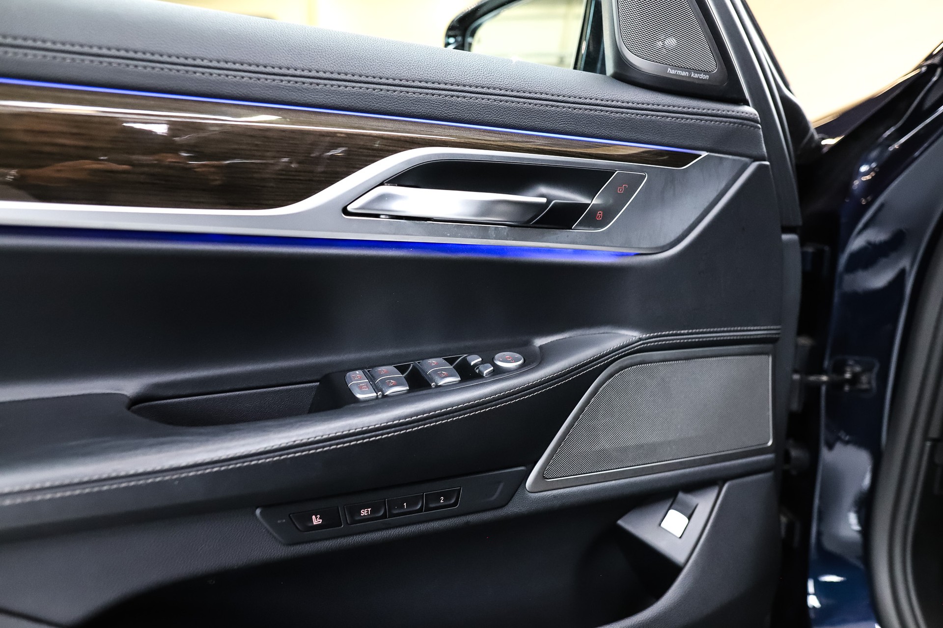 BMW 745Le xDrive Steptronic-image-8