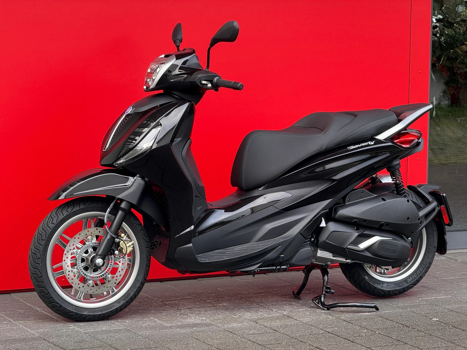 PIAGGIO Beverly 310 E5+-image-2