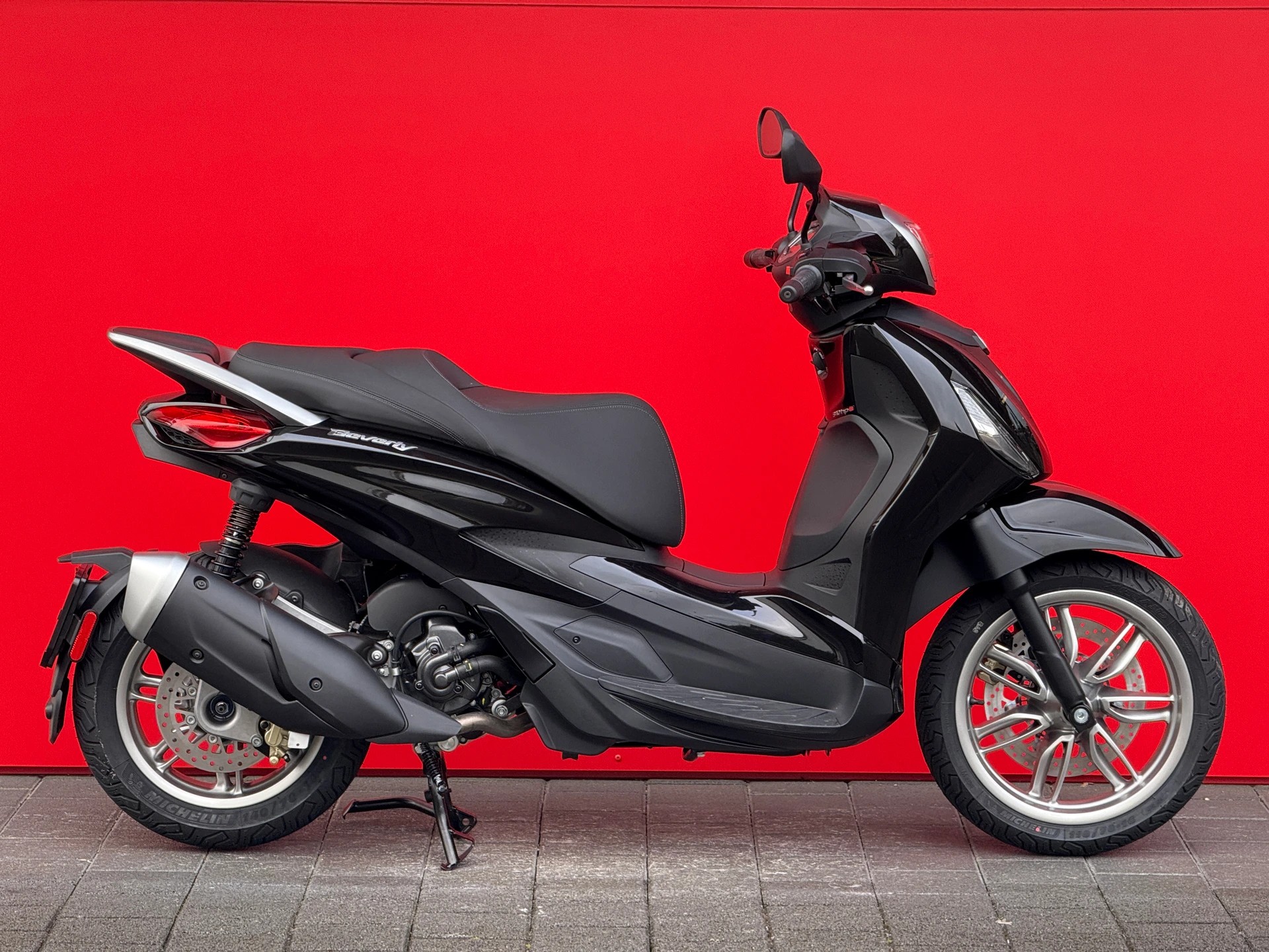 PIAGGIO Beverly 310 E5+-image-0