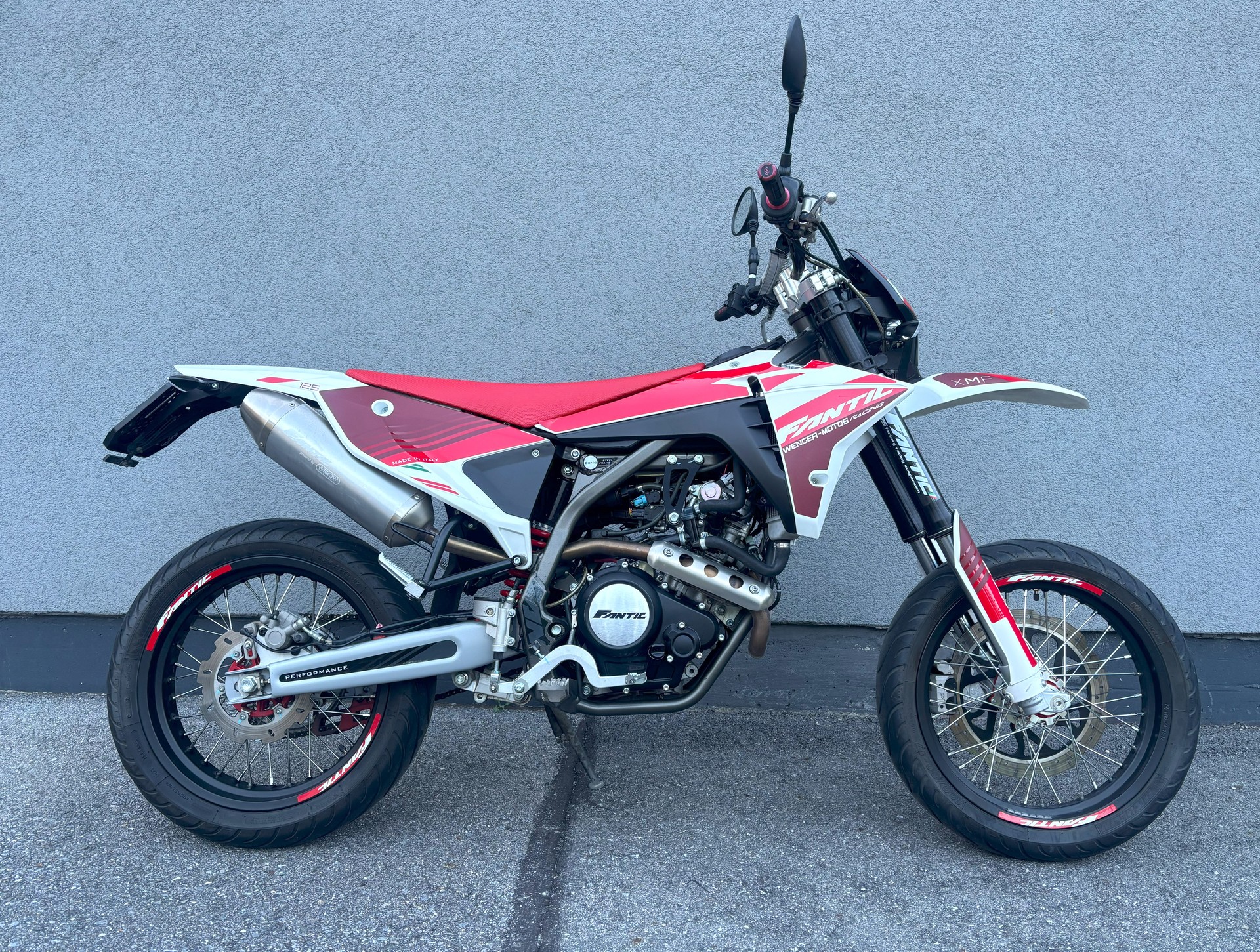 FANTIC Competition