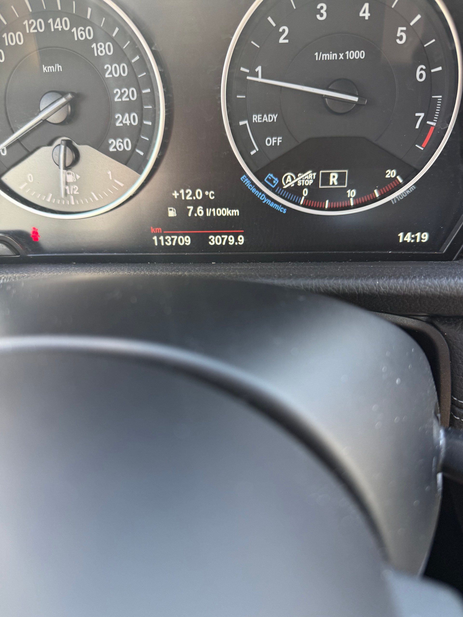 BMW 225i xDrive Active Tourer Luxury Line Steptronic-image-9