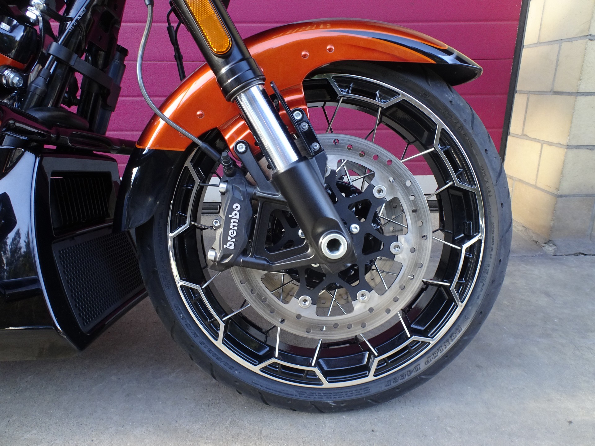 HARLEY-DAVIDSON FLHXSE Street Glide CVO 121-image-1