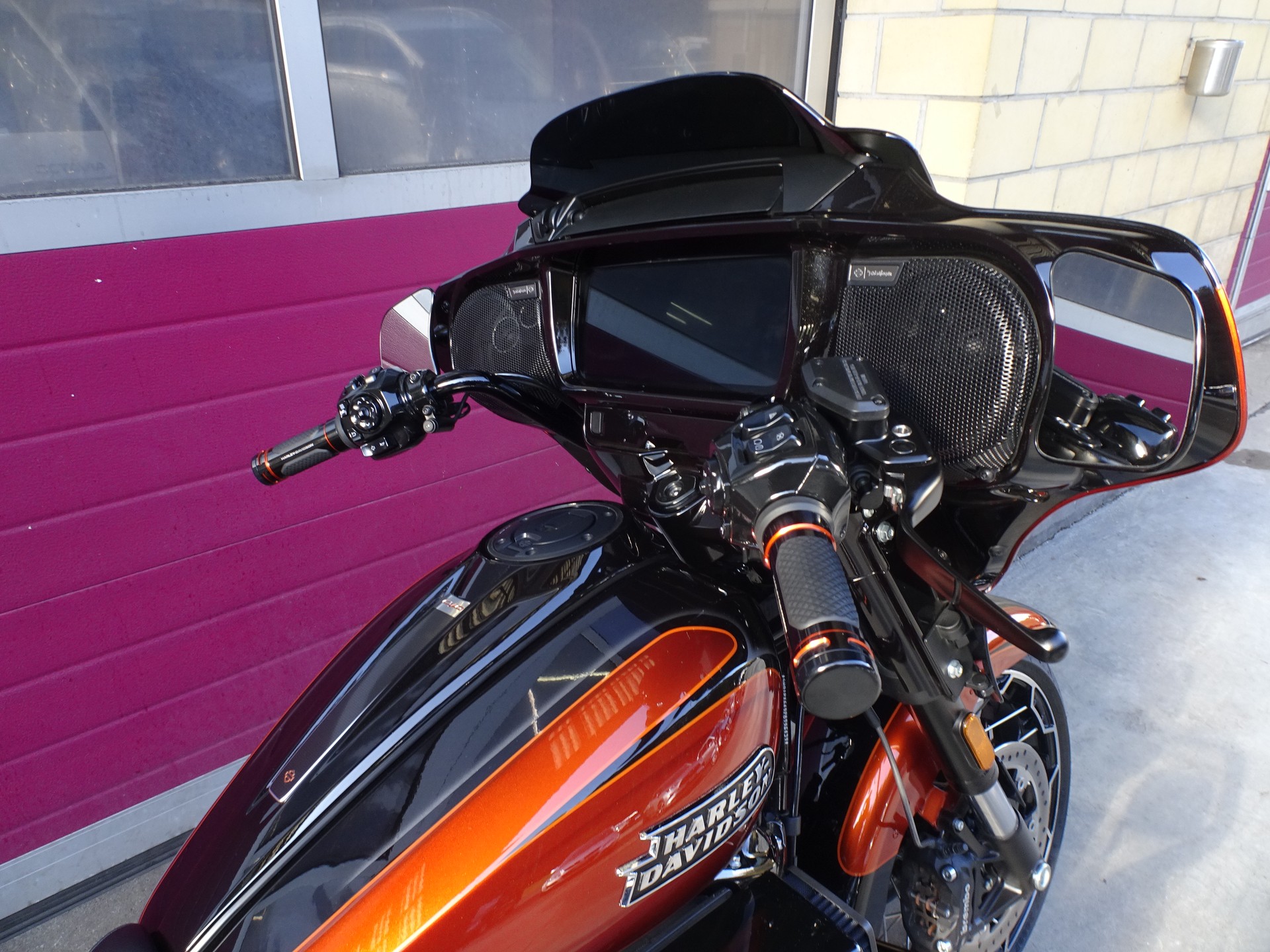 HARLEY-DAVIDSON FLHXSE Street Glide CVO 121-image-4