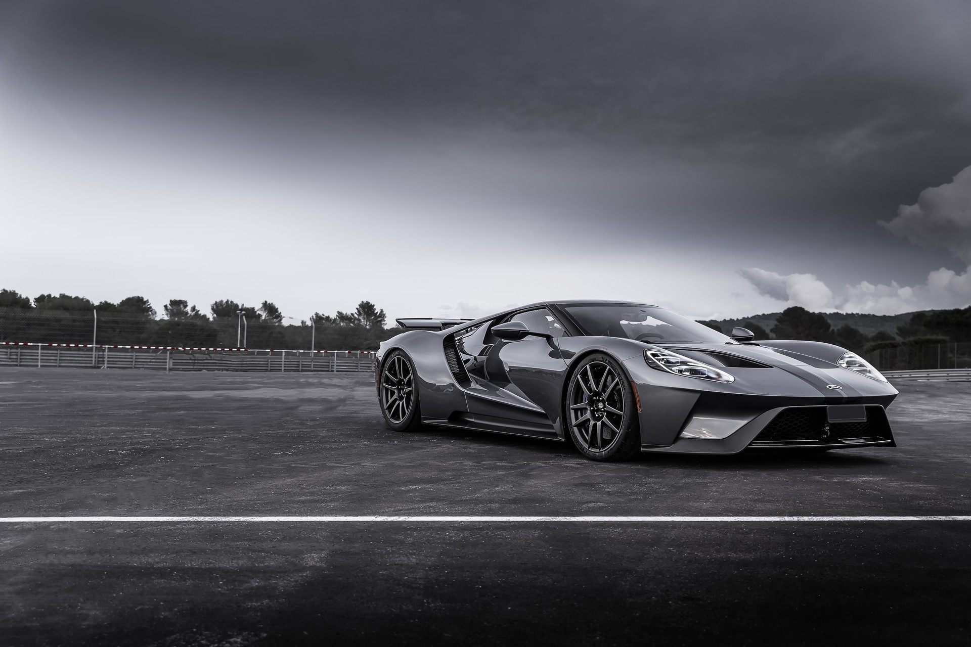 FORD GT