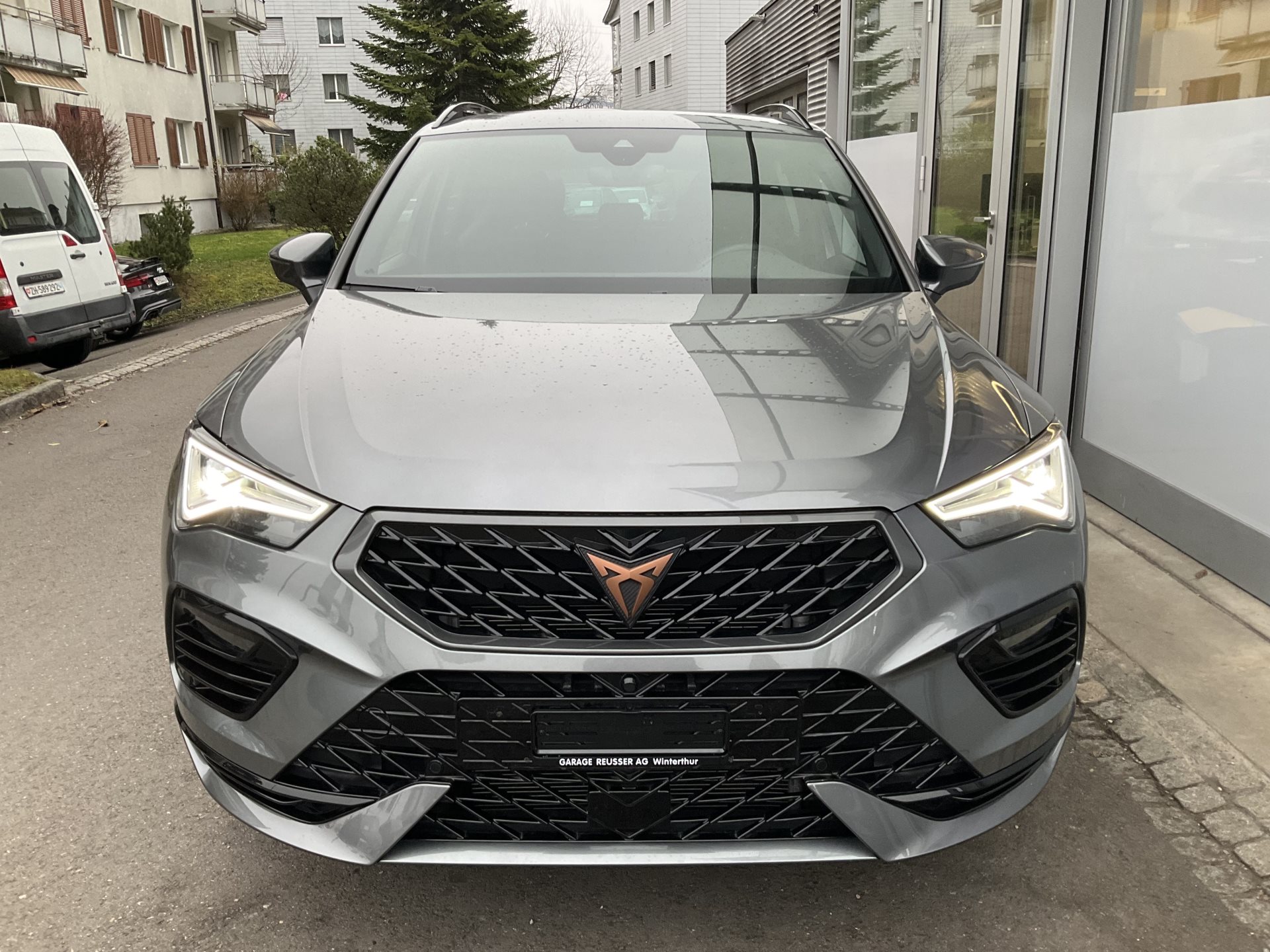 CUPRA Ateca 1.5 TSI *** ANHÄNGERKUPPLUNG & PANORAMADACH ***-showroom-element-1