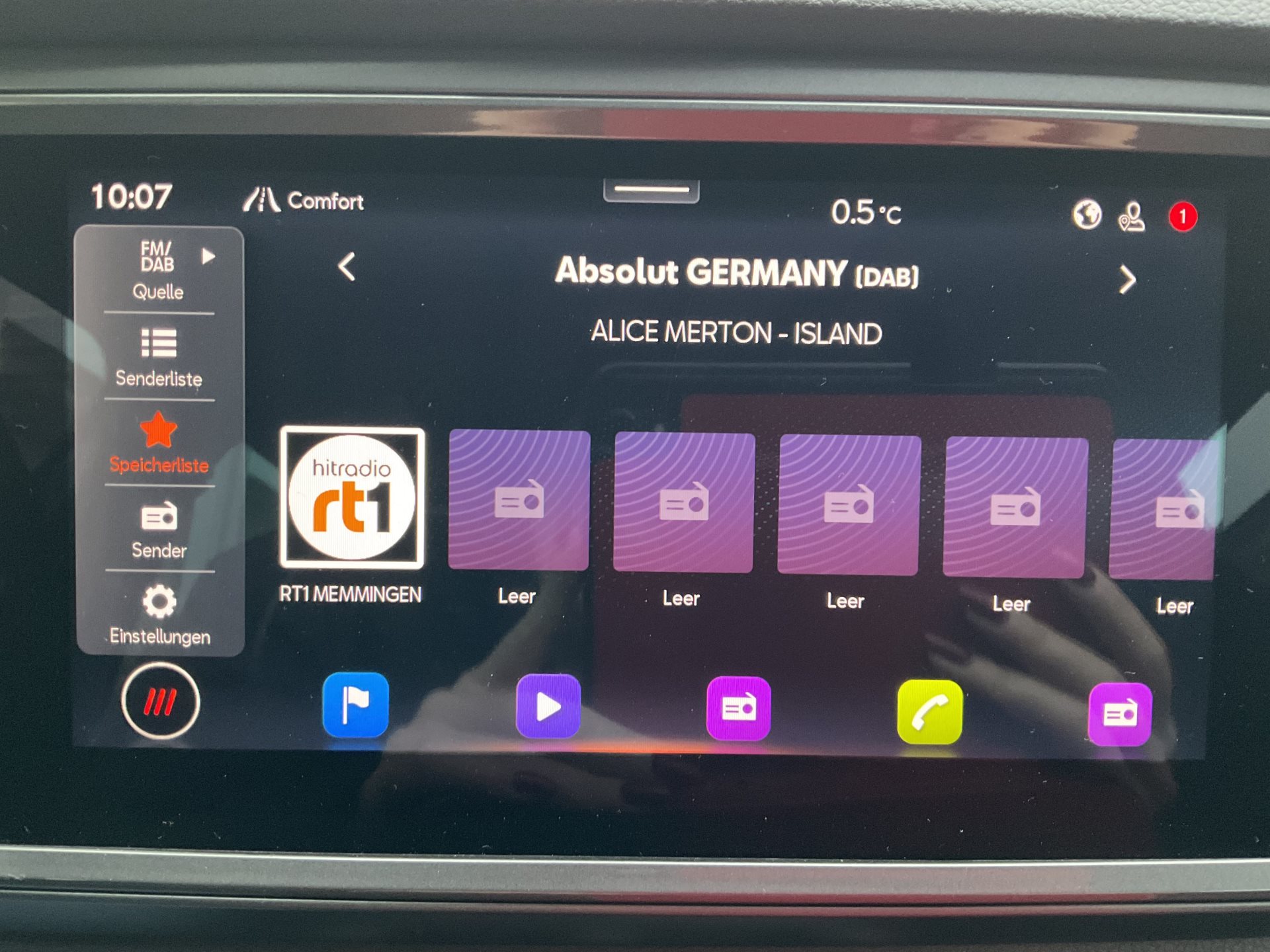 CUPRA Ateca 1.5 TSI *** ANHÄNGERKUPPLUNG & PANORAMADACH ***-image-27